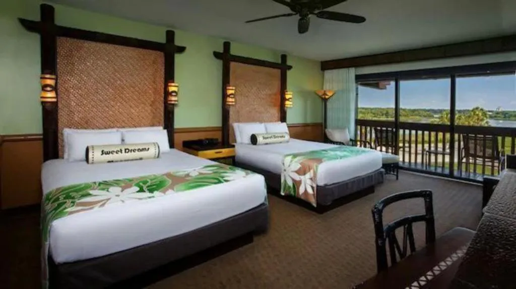 Bed in Disney's Polynesian Village Resort