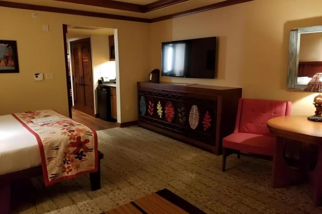 Bed in Disney's Polynesian Village Resort