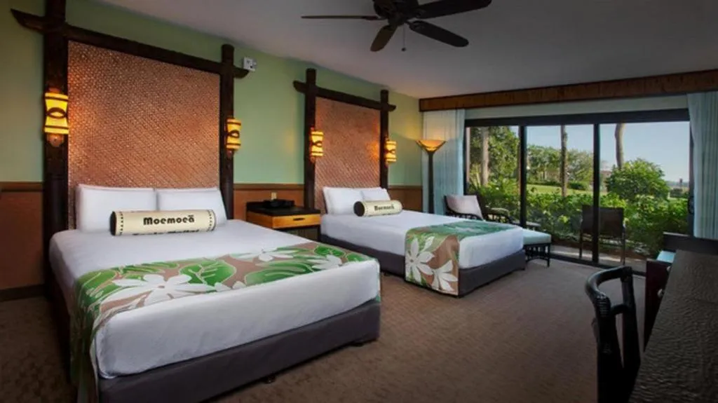 Bed in Disney's Polynesian Village Resort
