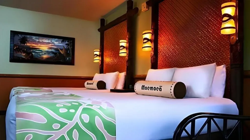 Bed in Disney's Polynesian Village Resort