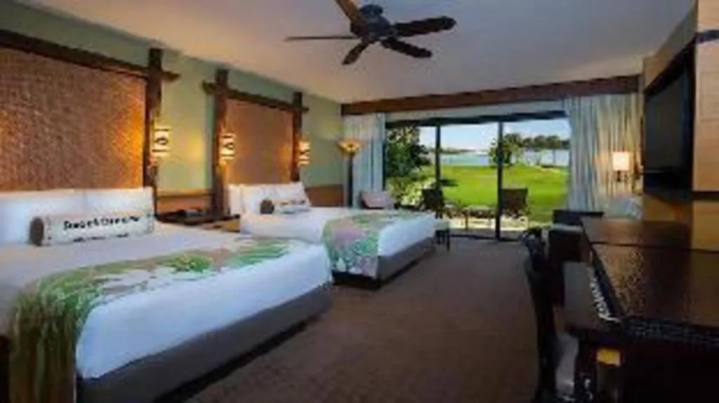 Bed in Disney's Polynesian Village Resort