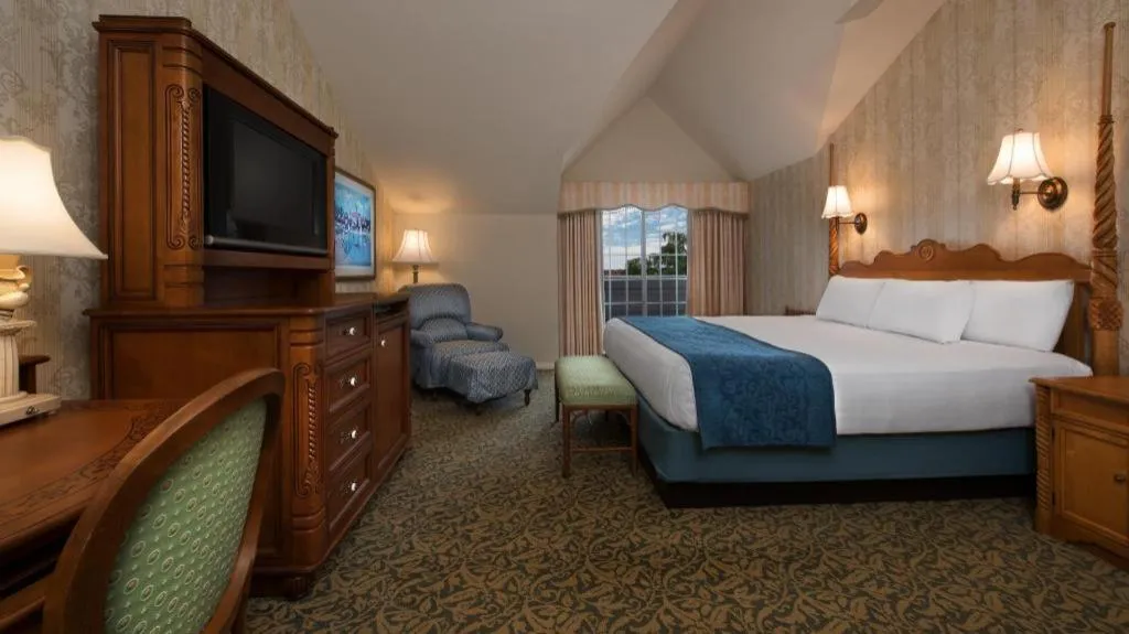 Bed in Disney's Grand Floridian Resort And Spa