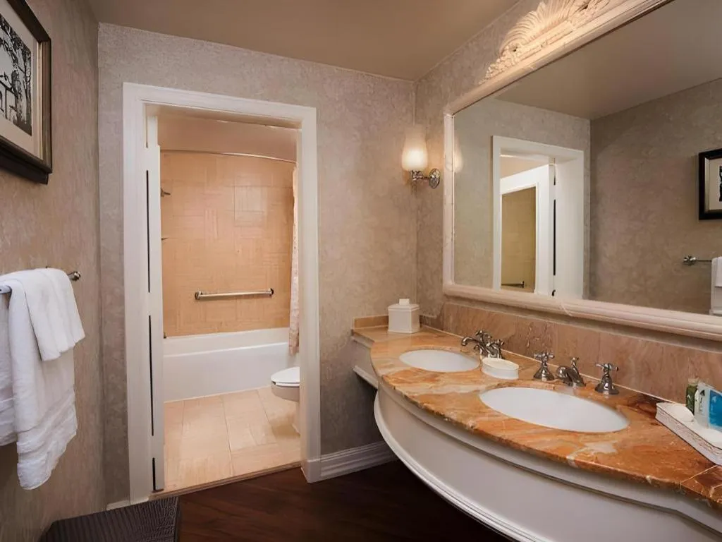 Disney's Grand Floridian Resort And Spa