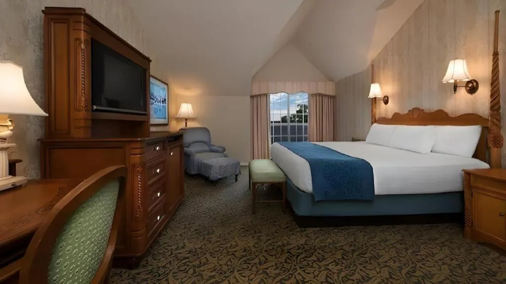 Bed in Disney's Grand Floridian Resort And Spa
