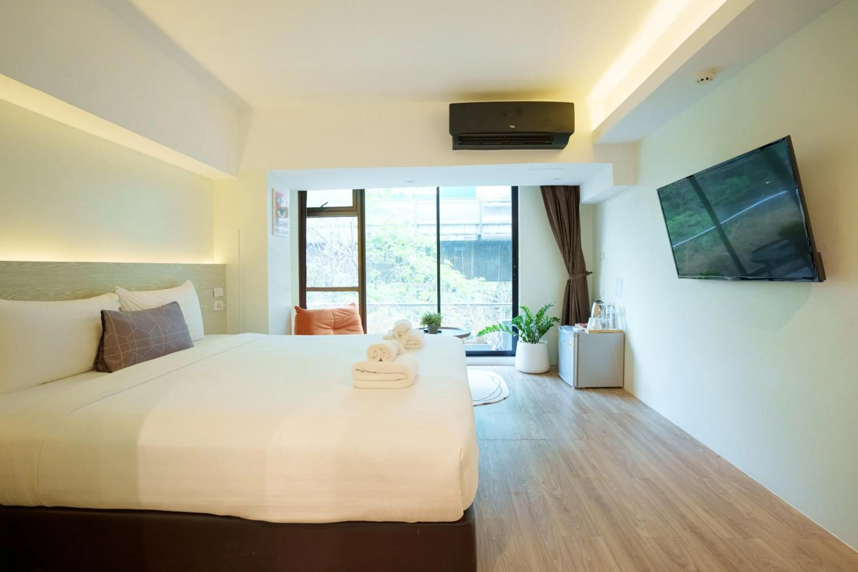 Bed in Gecko EYE Hotel