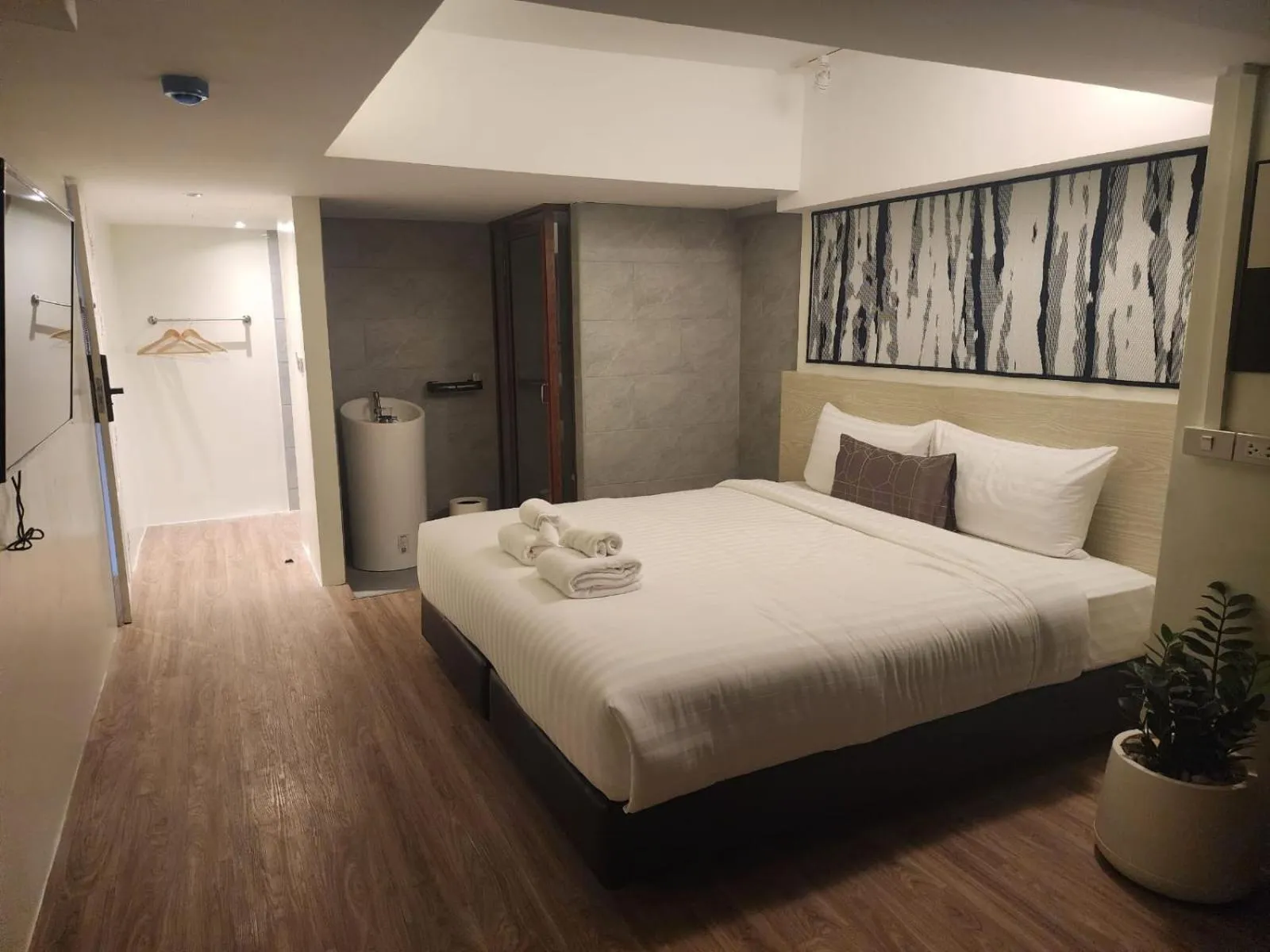 Bed in Gecko EYE Hotel