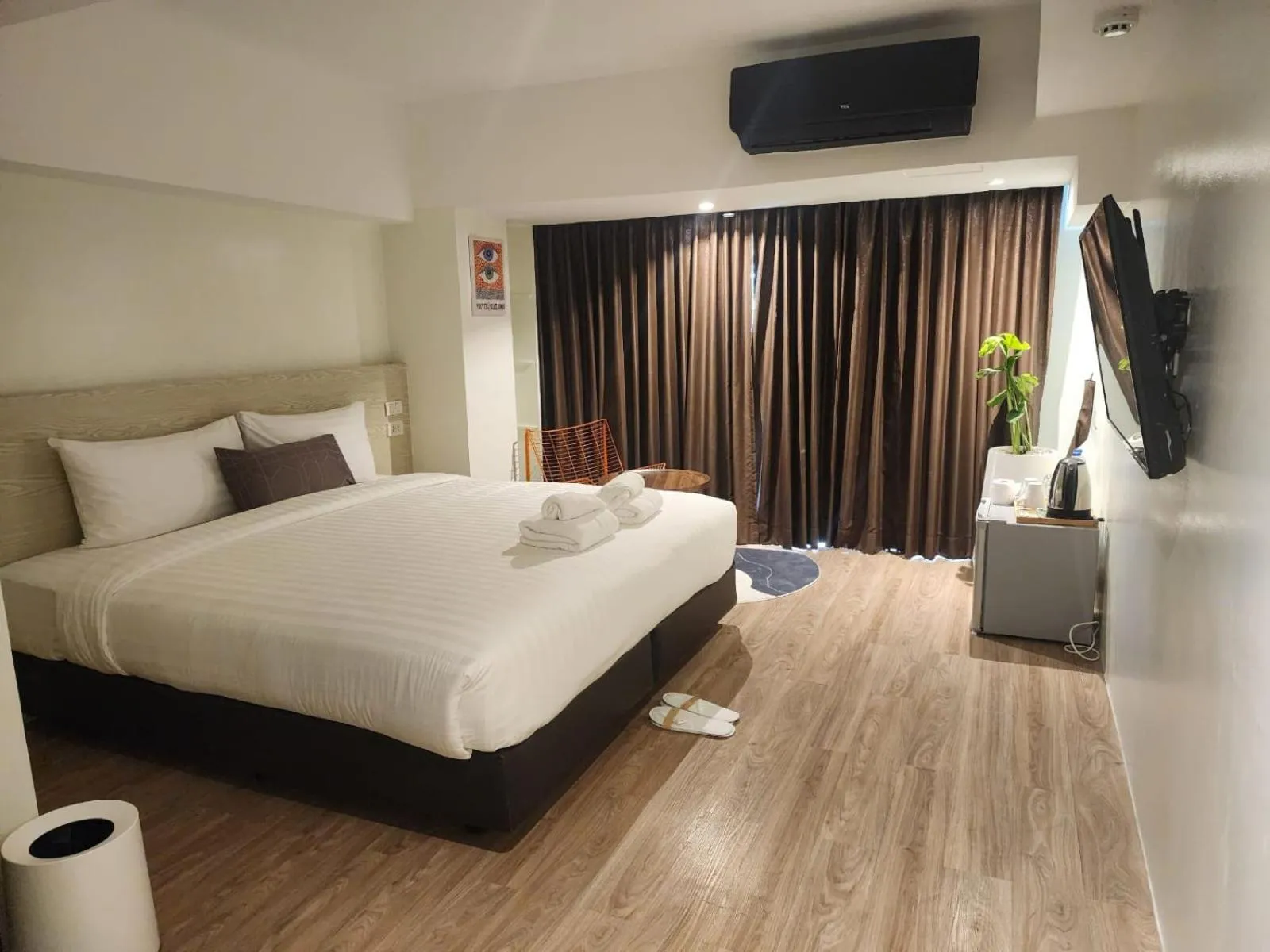 Bed in Gecko EYE Hotel