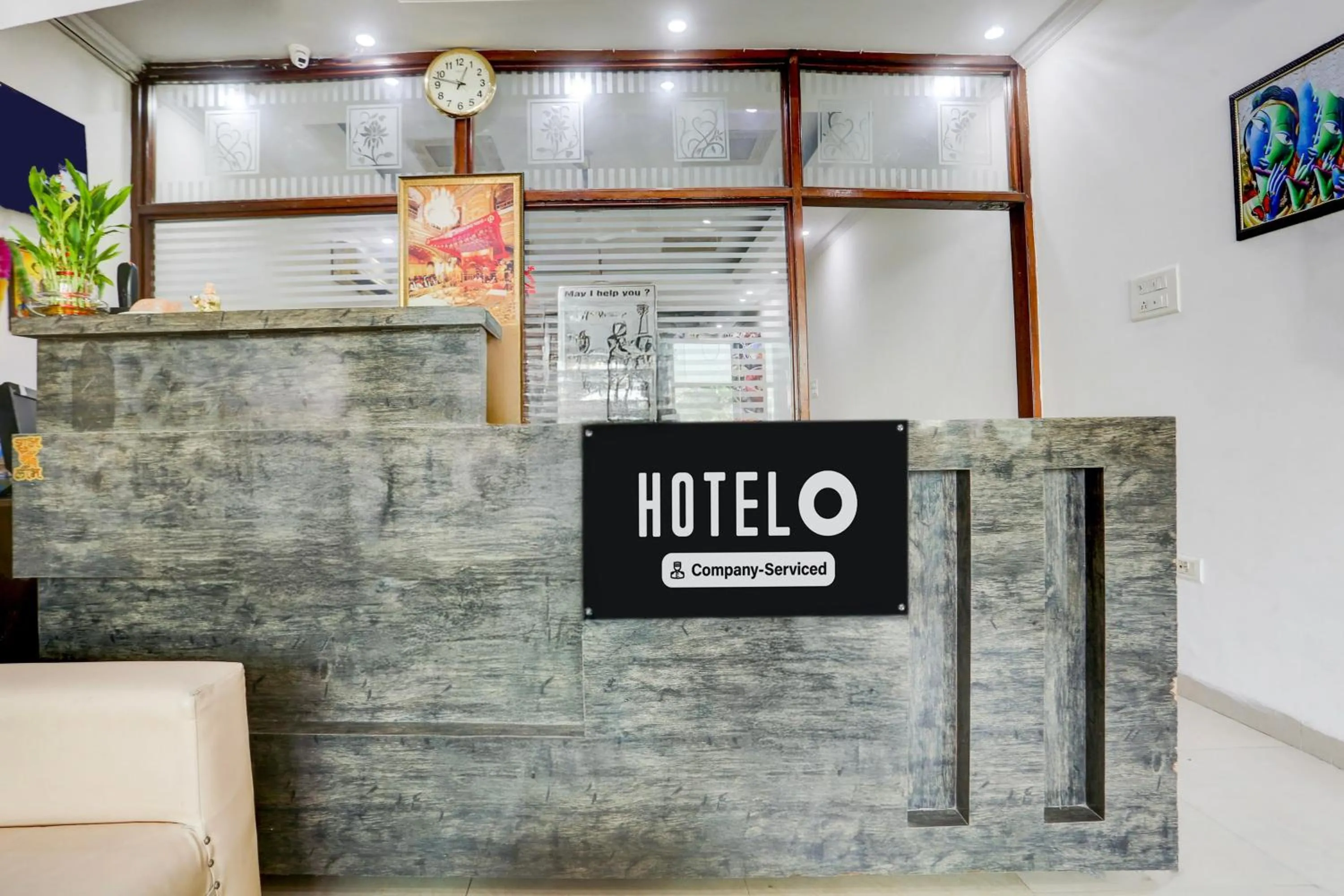 Lobby or reception in Hotel O Lohgarh Road Zirakpur Formerly JB Plaza