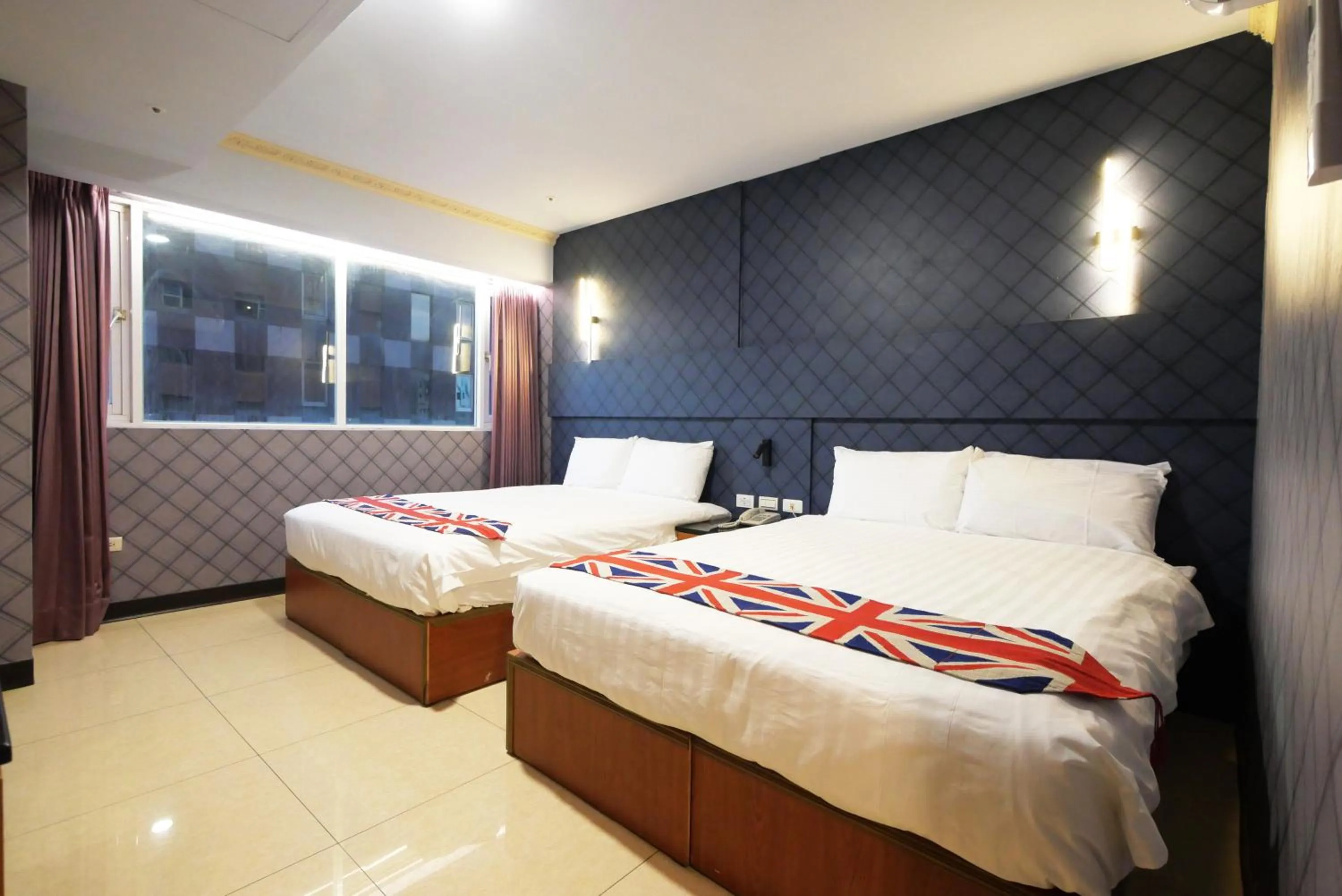 Bed in I Hi Loveriver Hotel