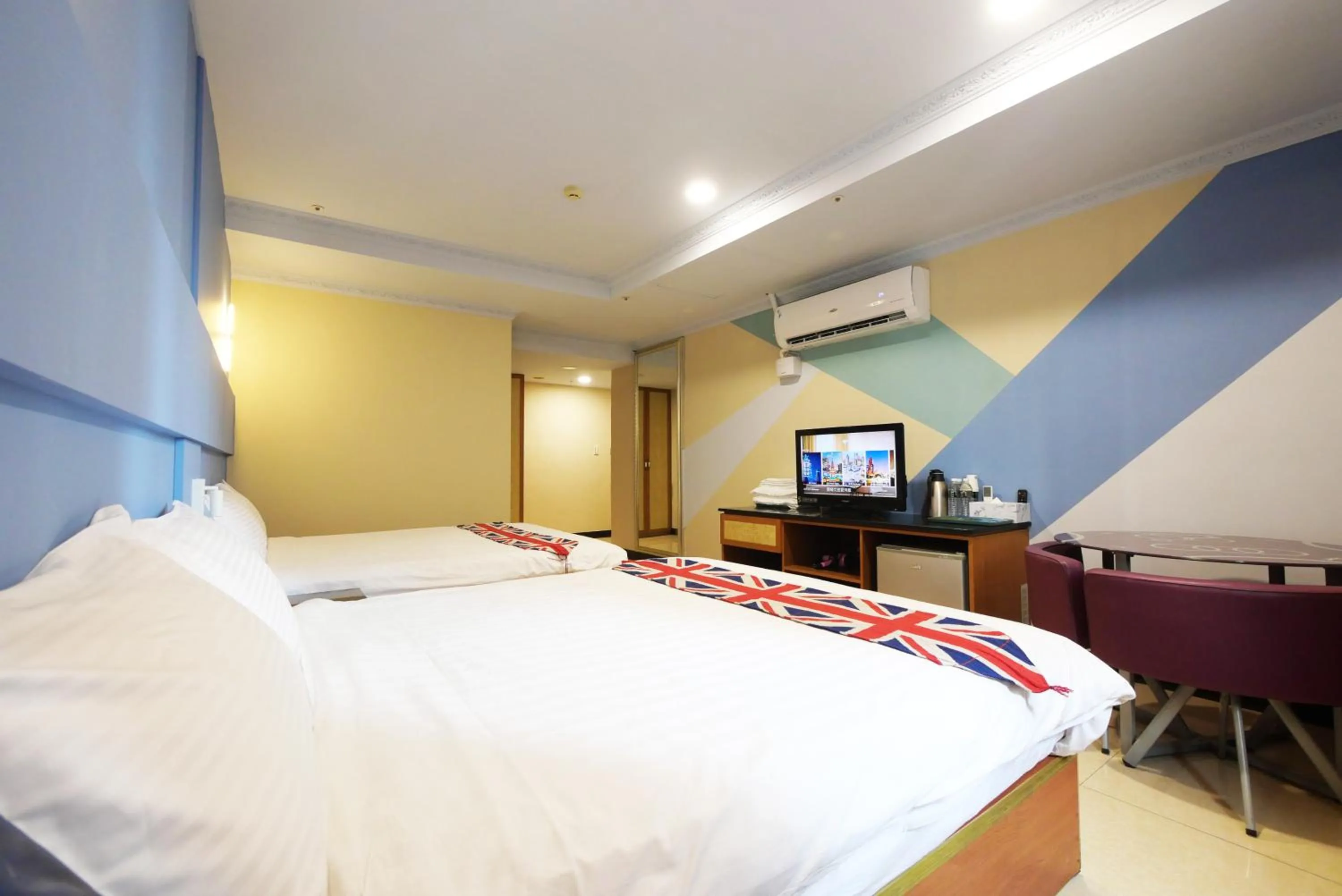 Bed in I Hi Loveriver Hotel