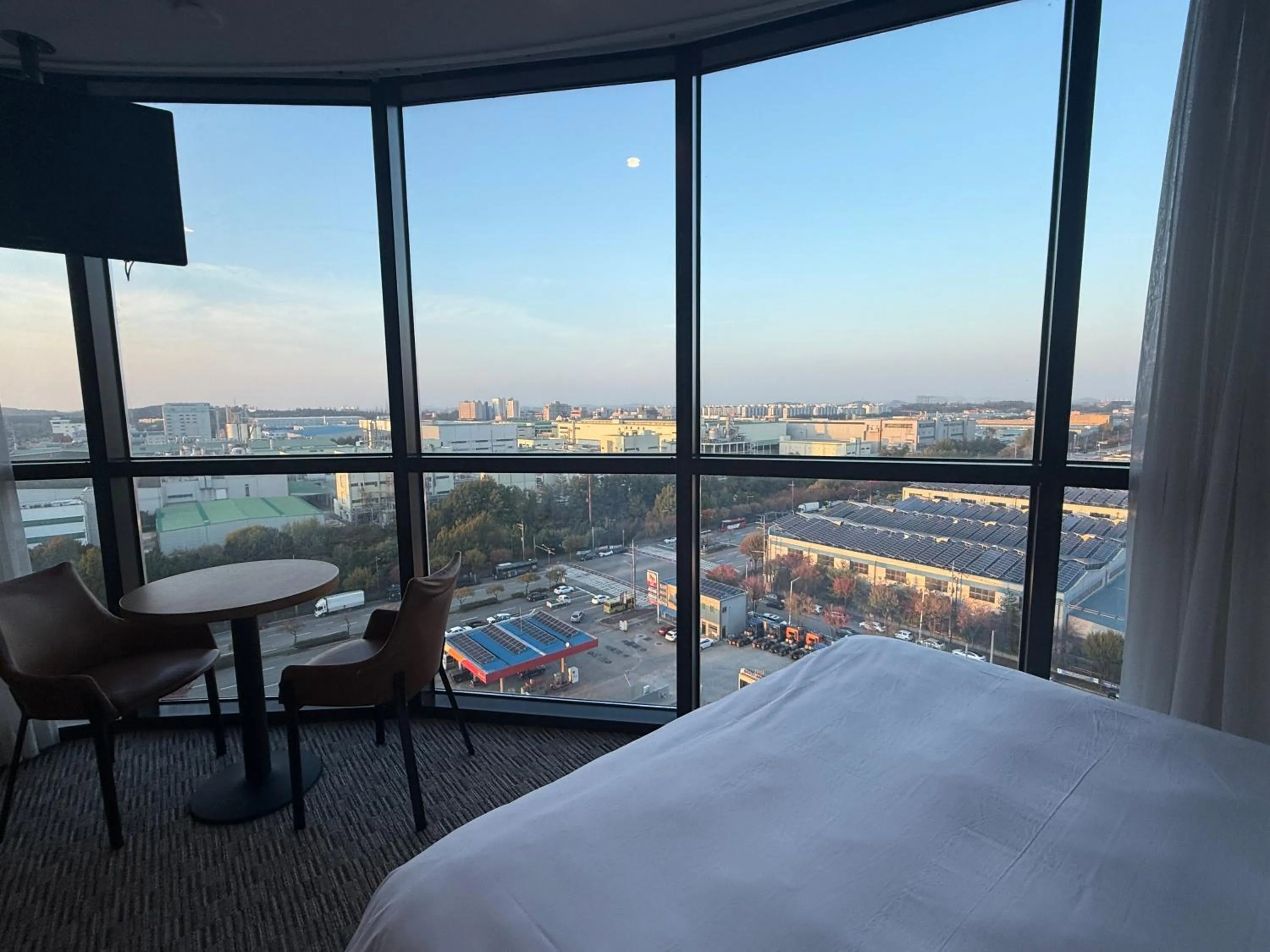 Bed in Golden Harbor Hotel Pyeongtaek