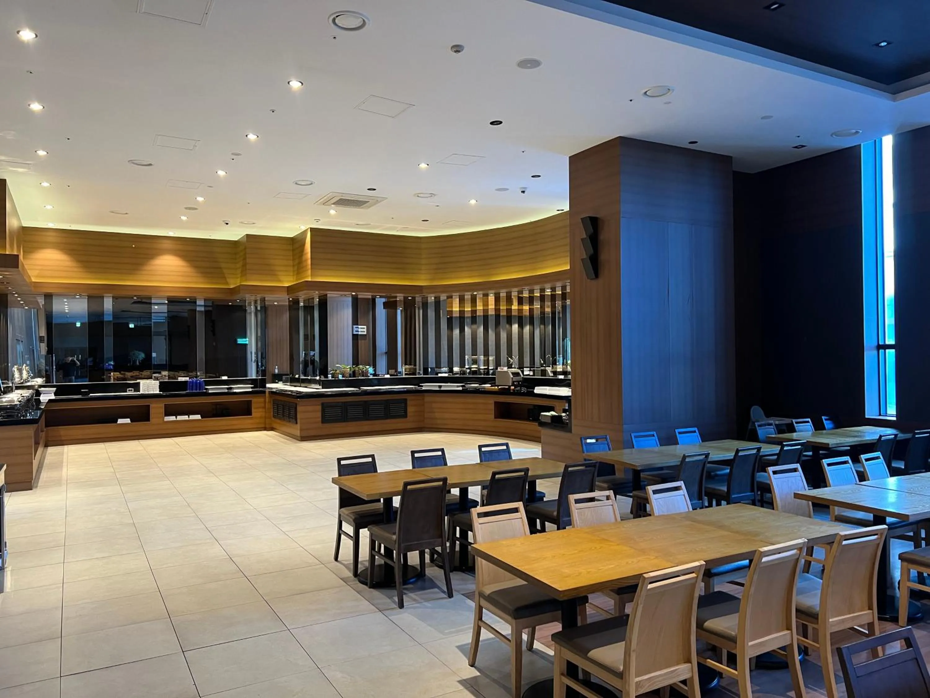 Restaurant/places to eat in Golden Harbor Hotel Pyeongtaek
