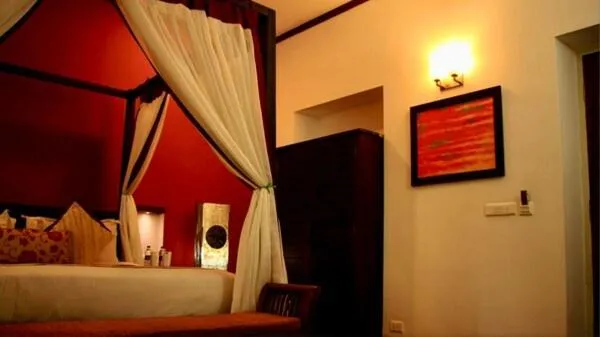 Bed in Old Lighthouse Bristow Hotel , Fort Kochi