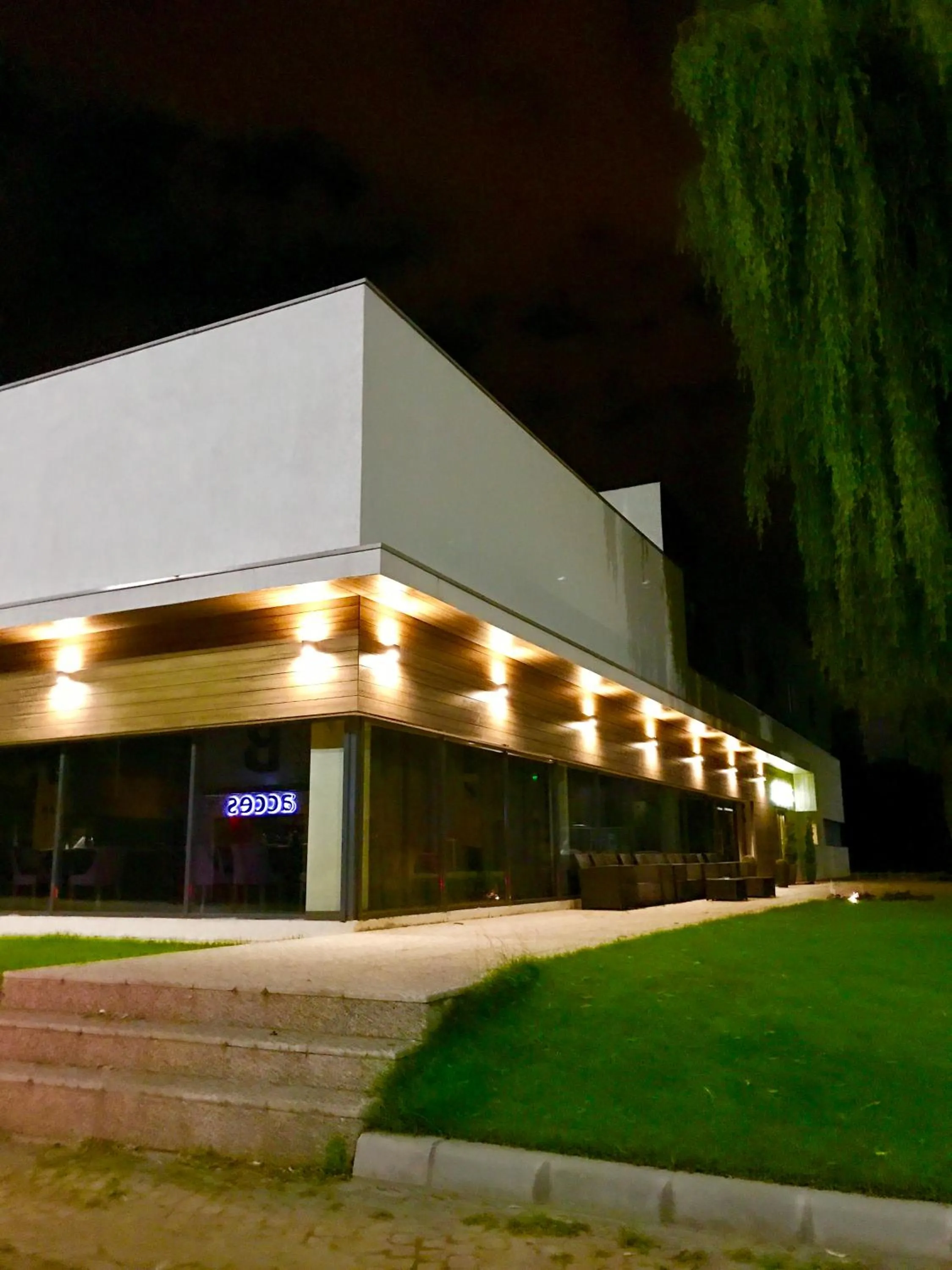 Business facilities in Hotel Lux Divina