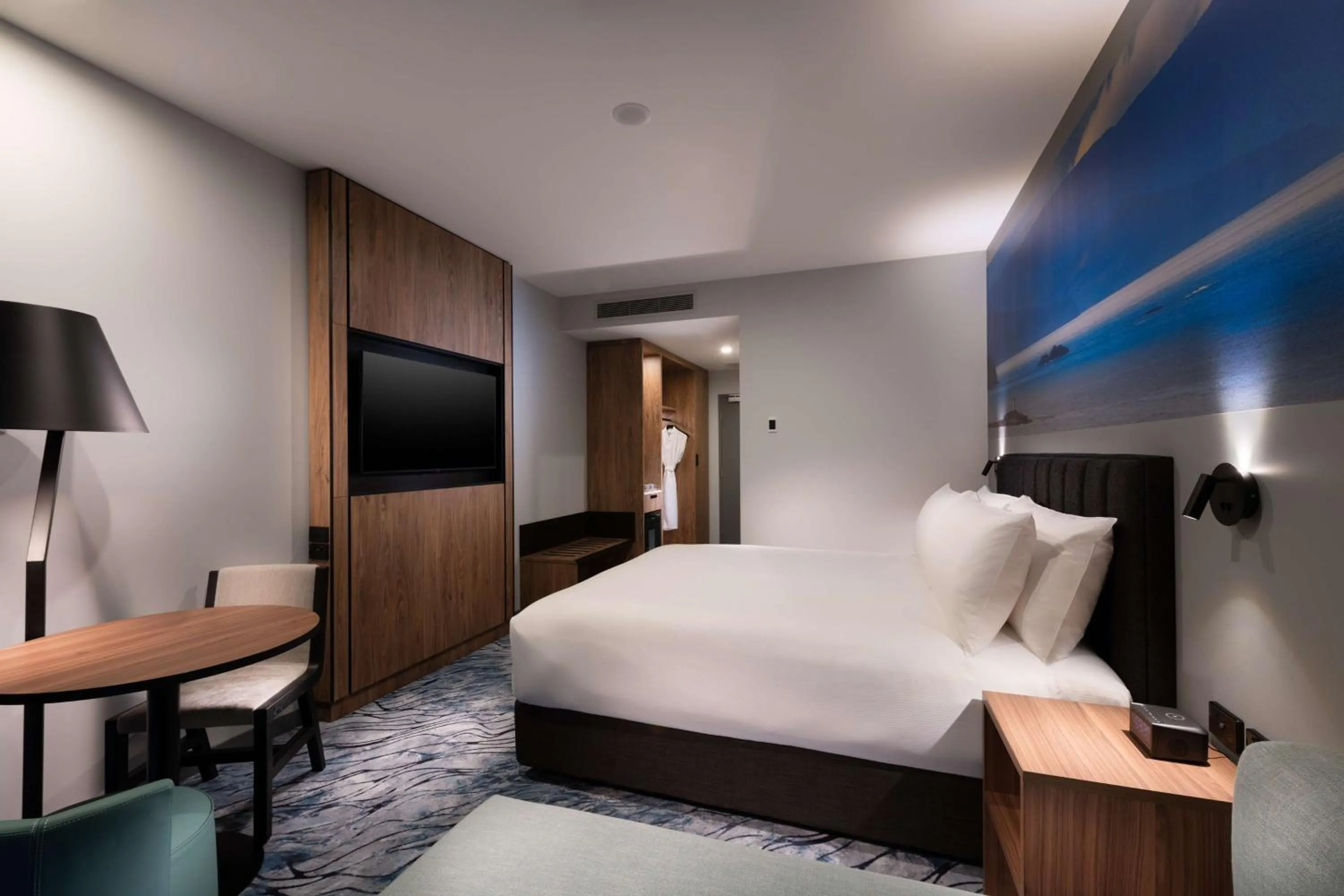 Bed in DoubleTree by Hilton Hobart