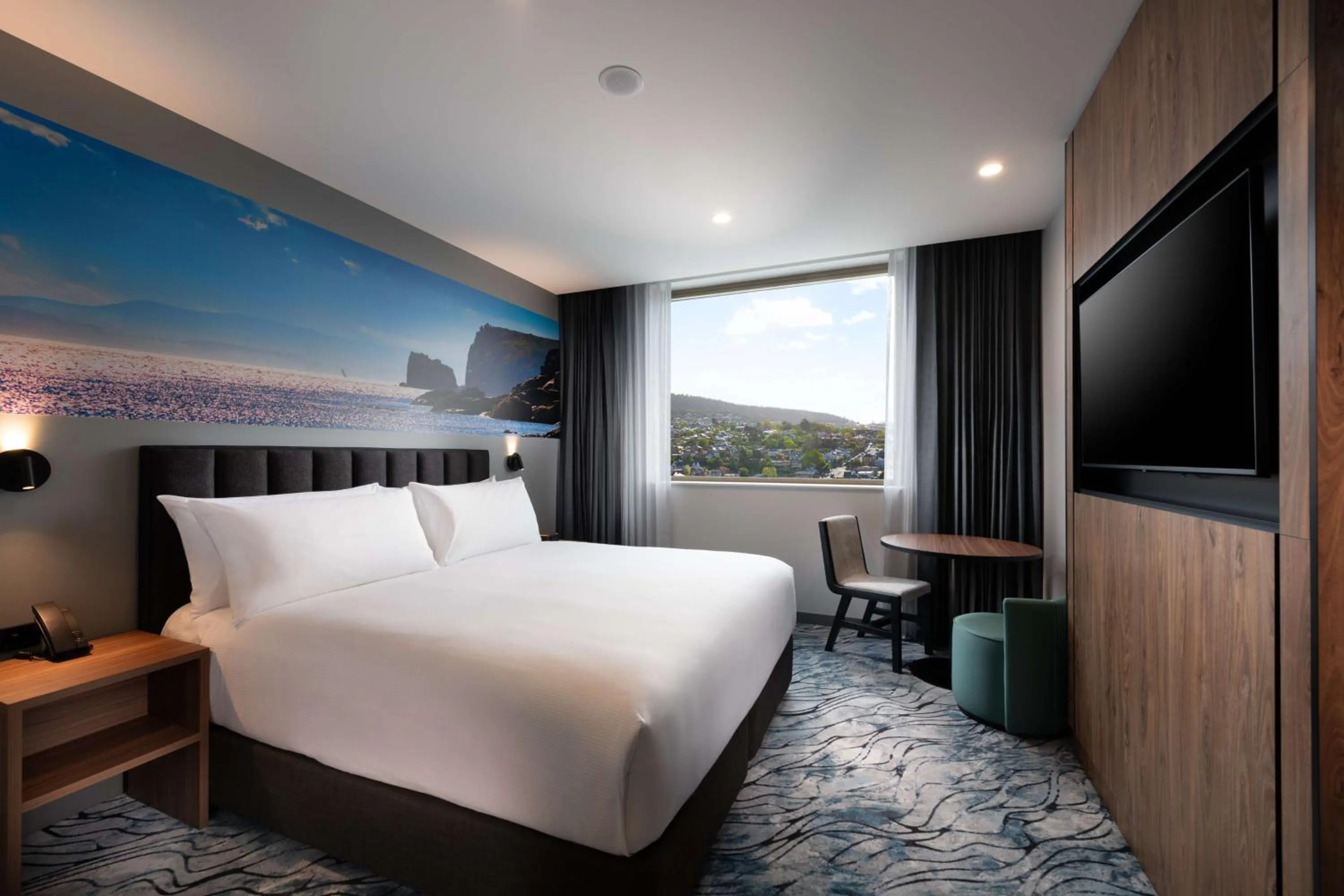 Bed in DoubleTree by Hilton Hobart