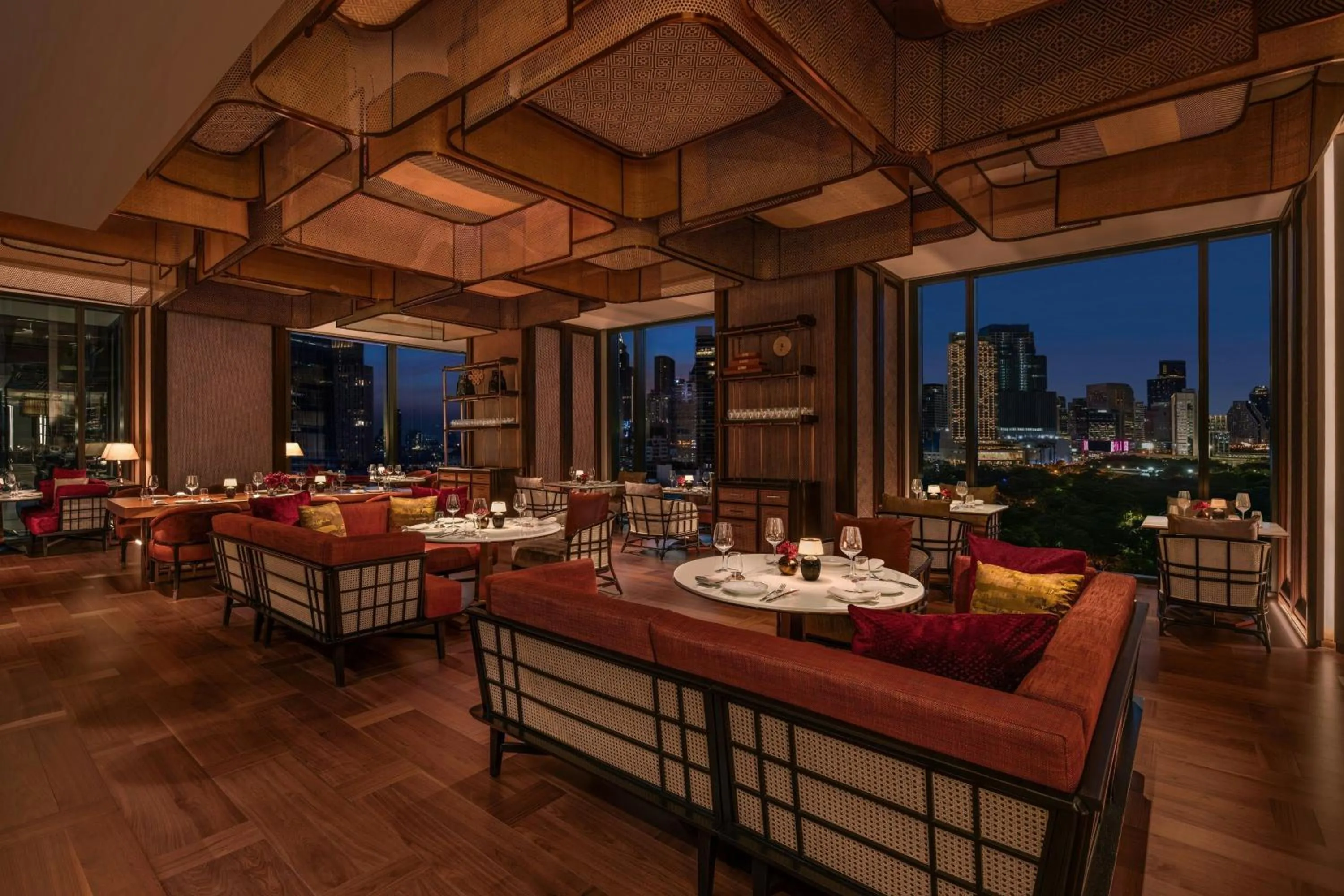 Restaurant/places to eat in The Ritz-Carlton, Bangkok
