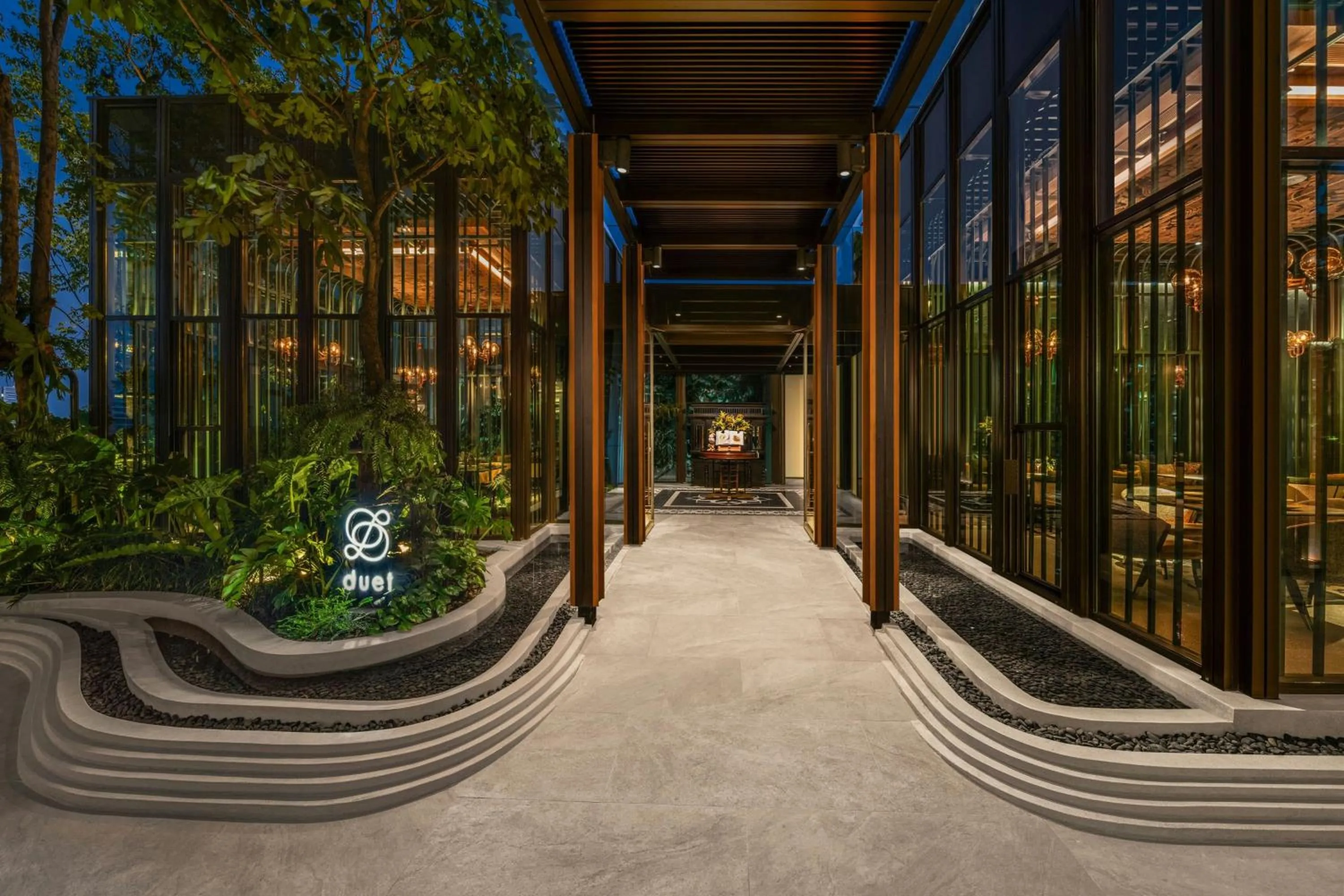 Restaurant/places to eat in The Ritz-Carlton, Bangkok