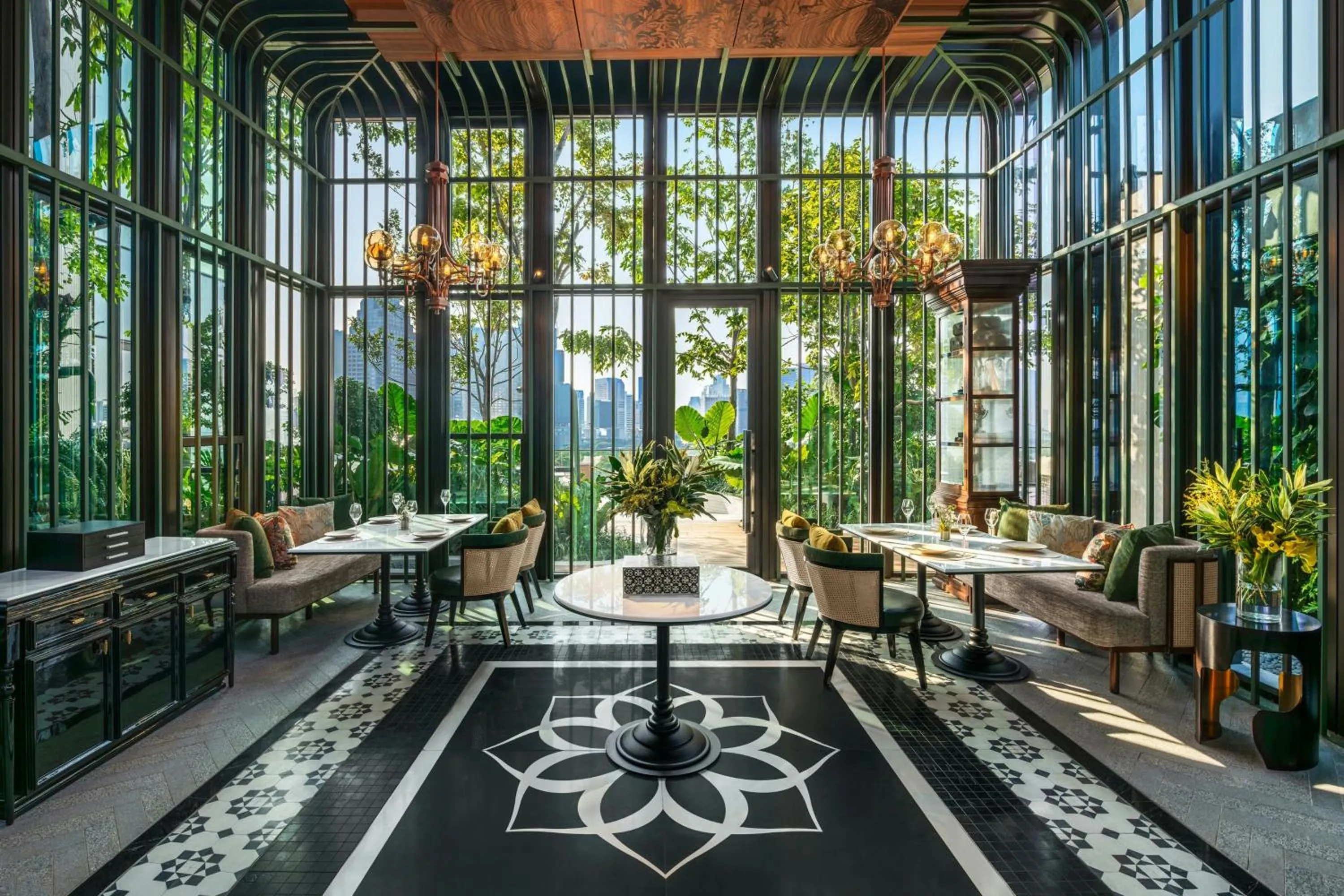 Restaurant/places to eat in The Ritz-Carlton, Bangkok