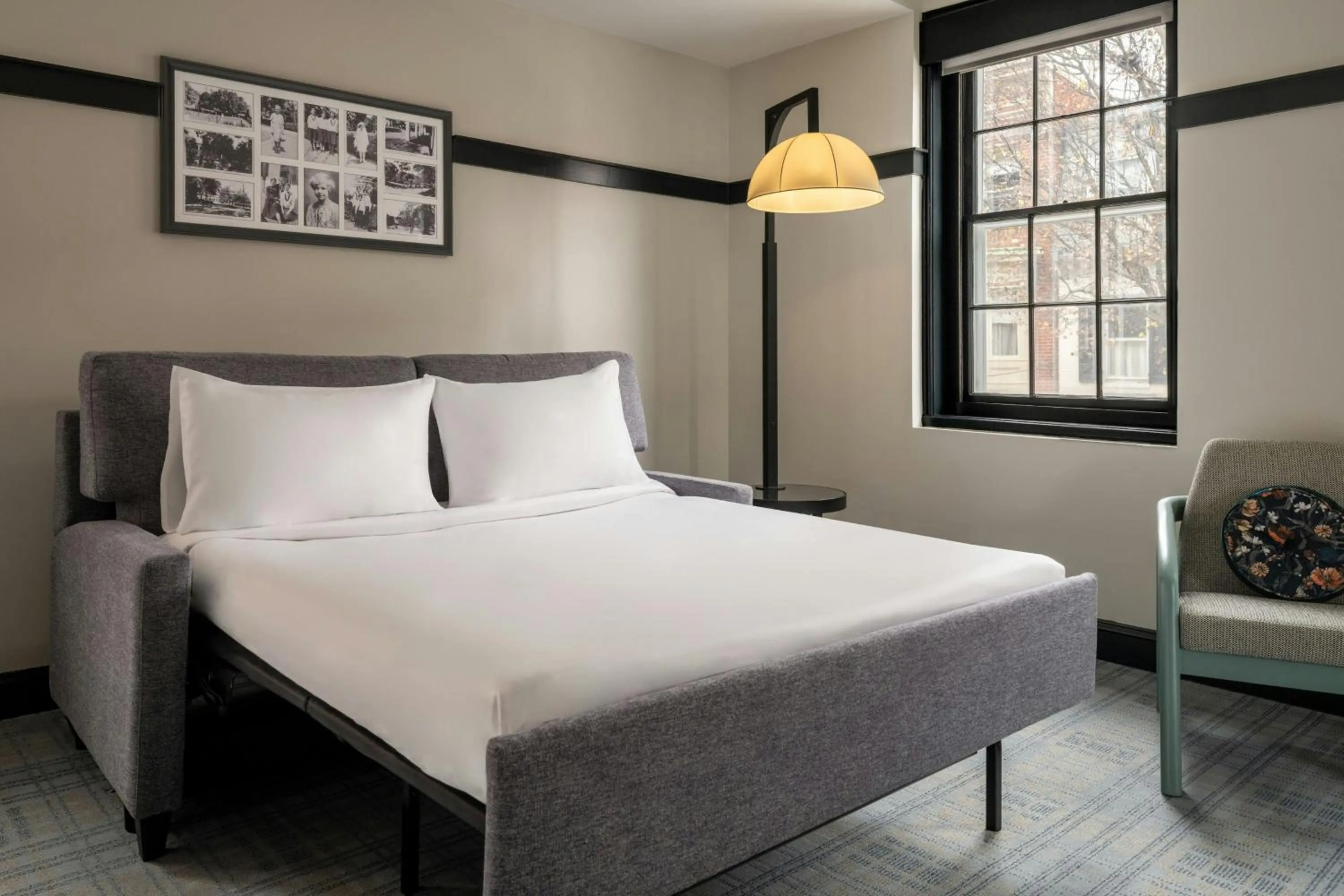 Photo of the whole room, Bed in Visitation Hotel Fredrick, a Tribute Portfolio Hotel