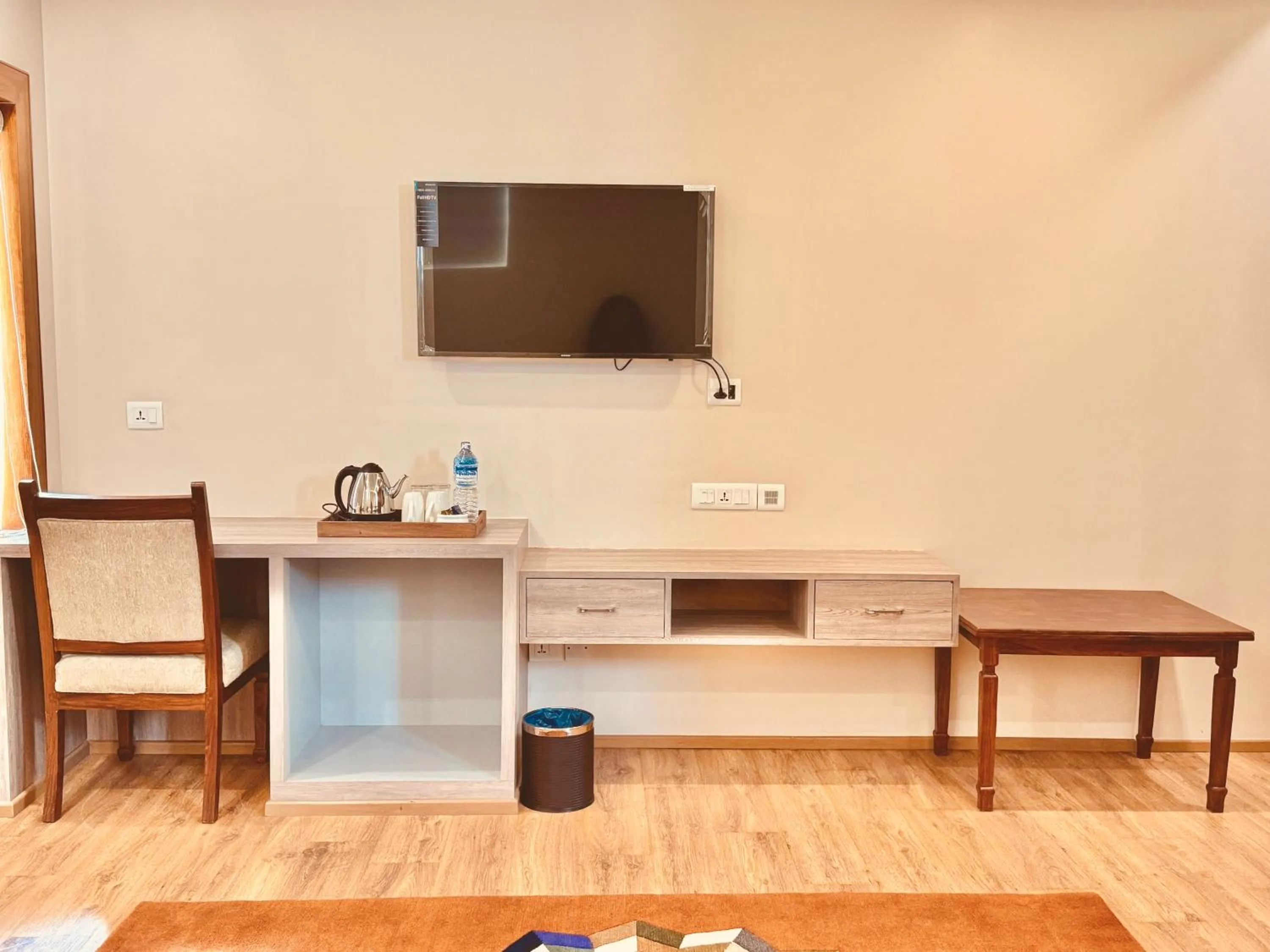 TV and multimedia in Hotel Bayberry Kathmandu - Near Tribhuvan International Airport