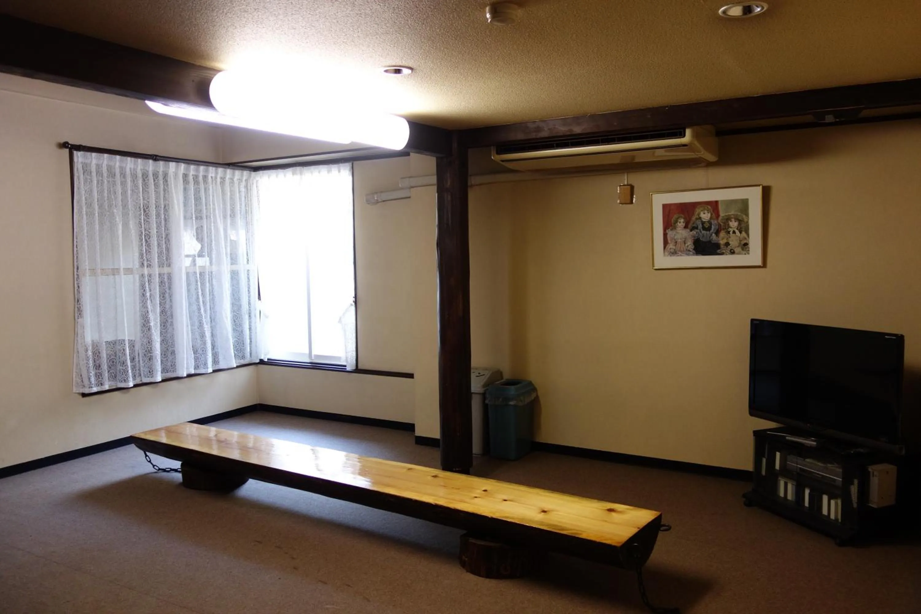 Communal lounge/ TV room in Community House Tyrolien