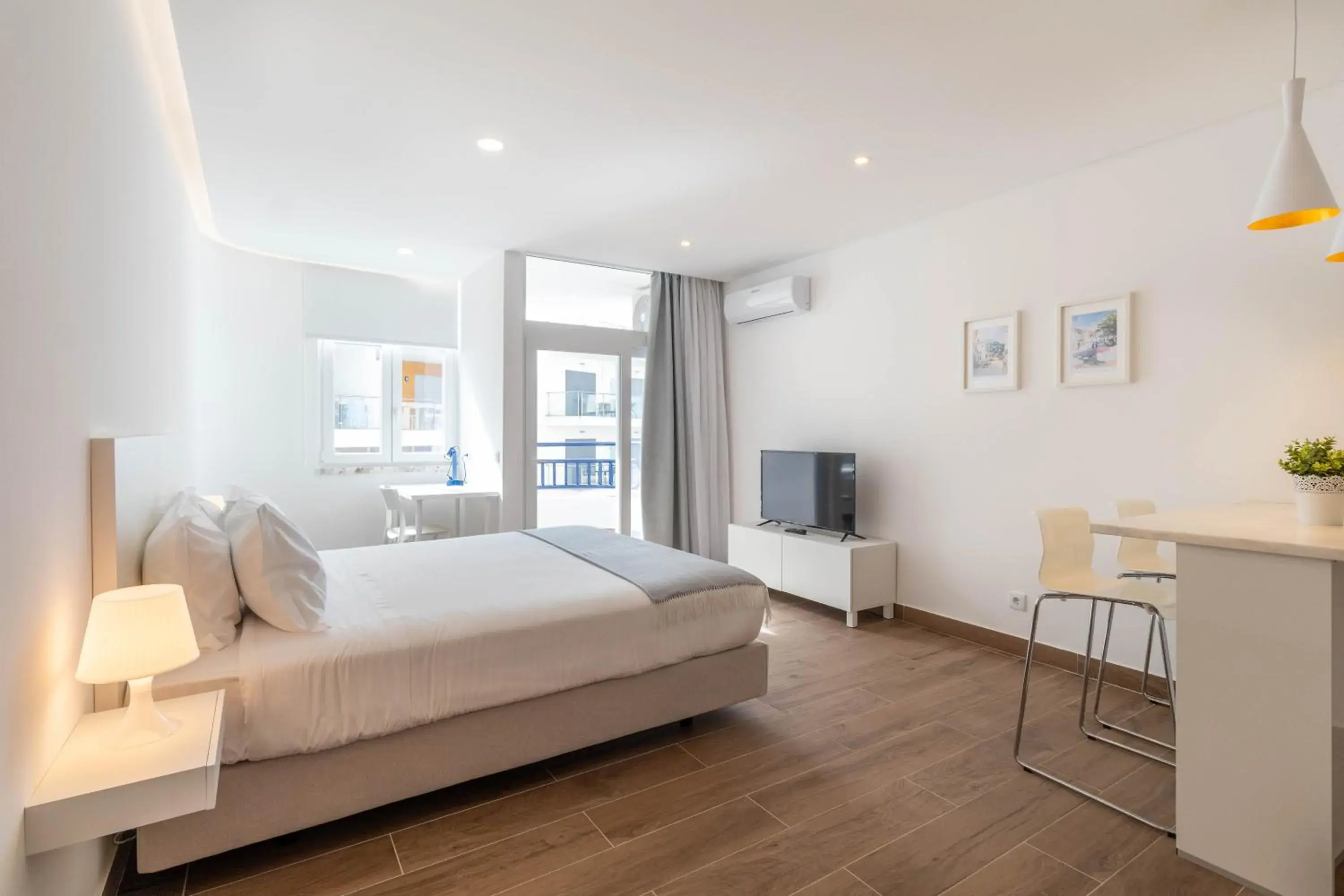 Deluxe Studio in The Navigator - Ocean Heights Deluxe Studio in The Navigator - Ocean Heights