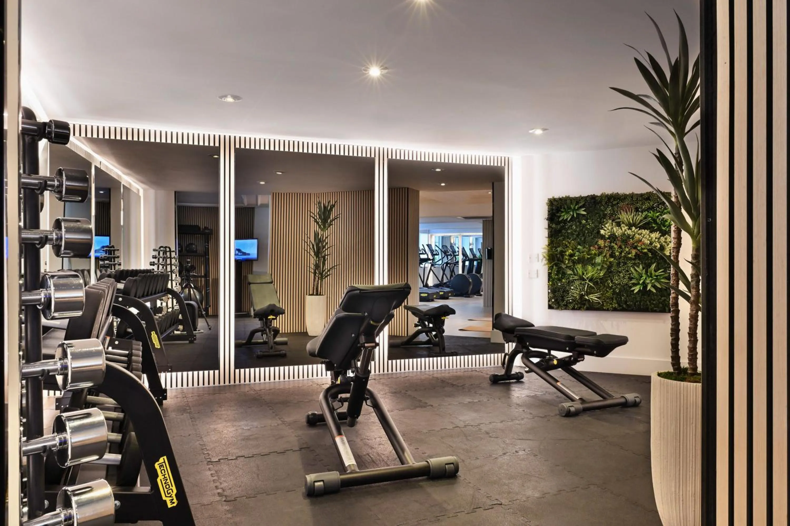 Fitness centre/facilities in The Level at Melia White House