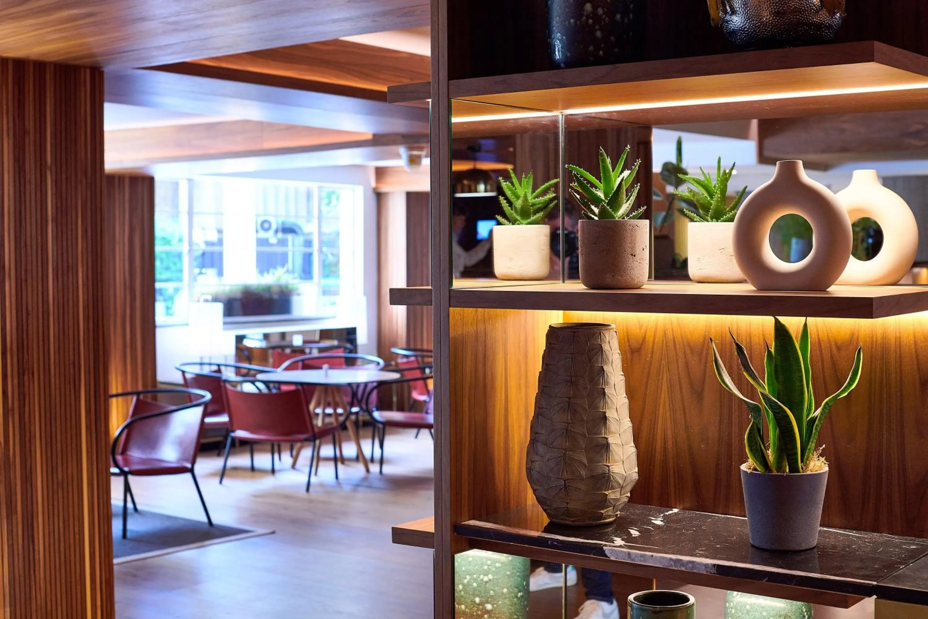 Lounge or bar in The Level at Melia White House