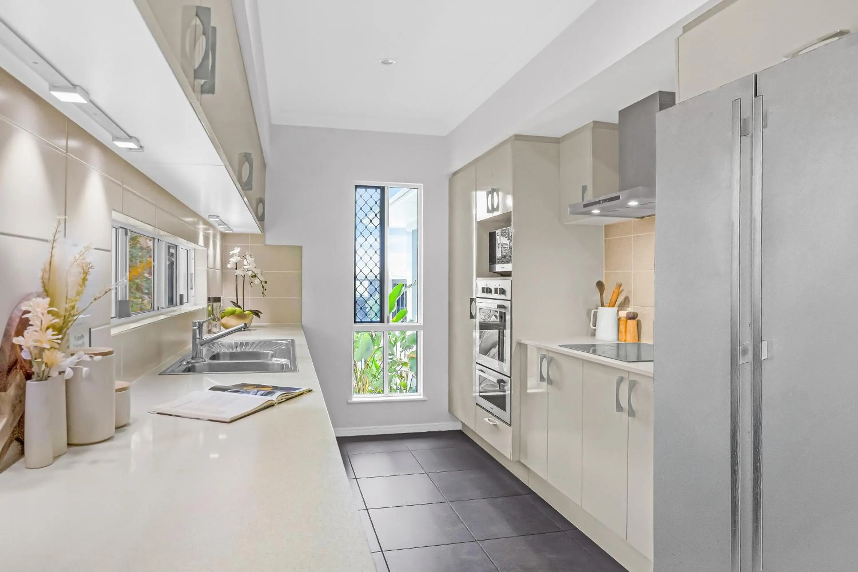 Palm Cove Studio Apartments