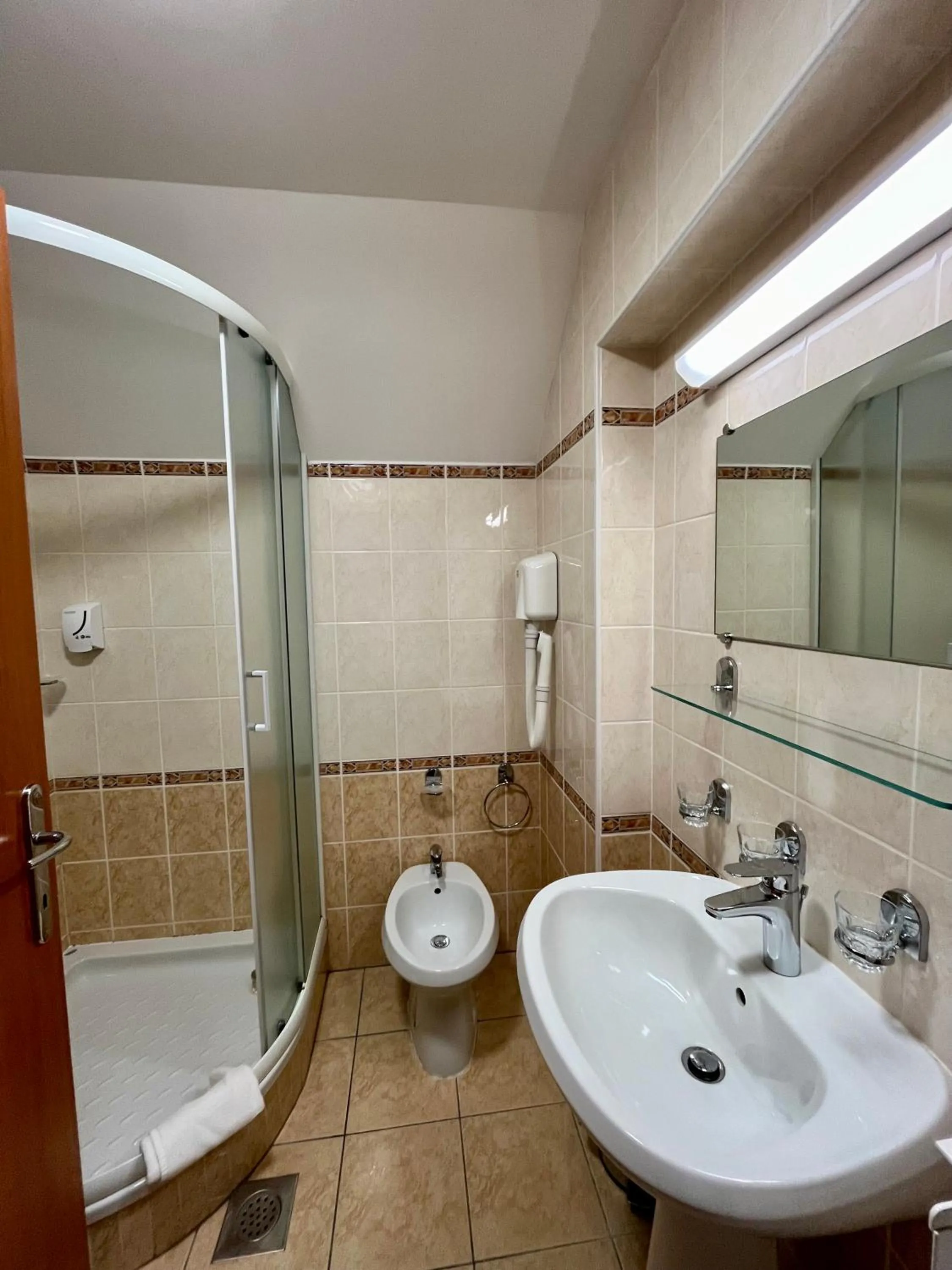 Shower in Hotel Tisa Pohorje