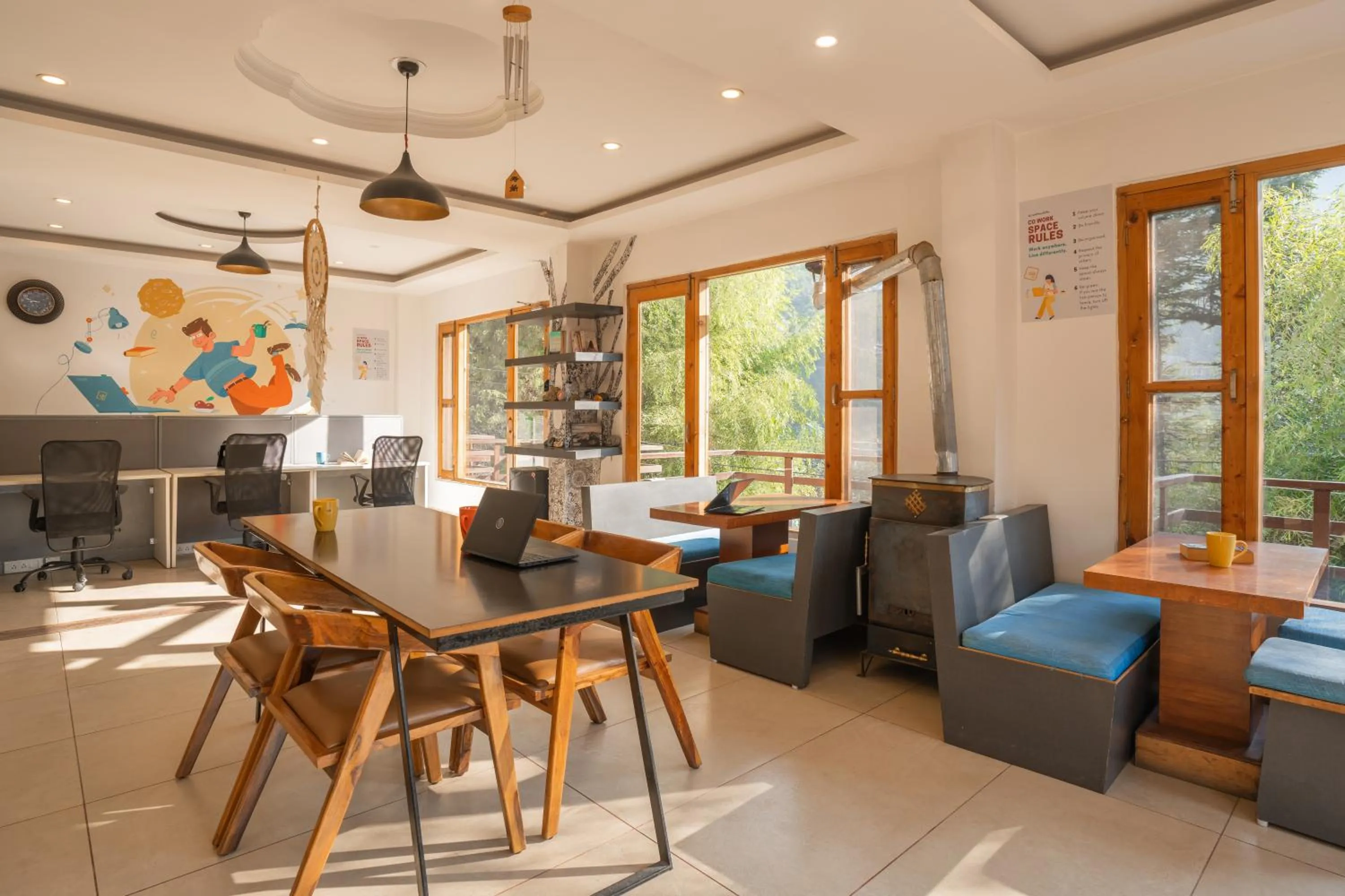 Business facilities in Alt Life Manali, Old Manali