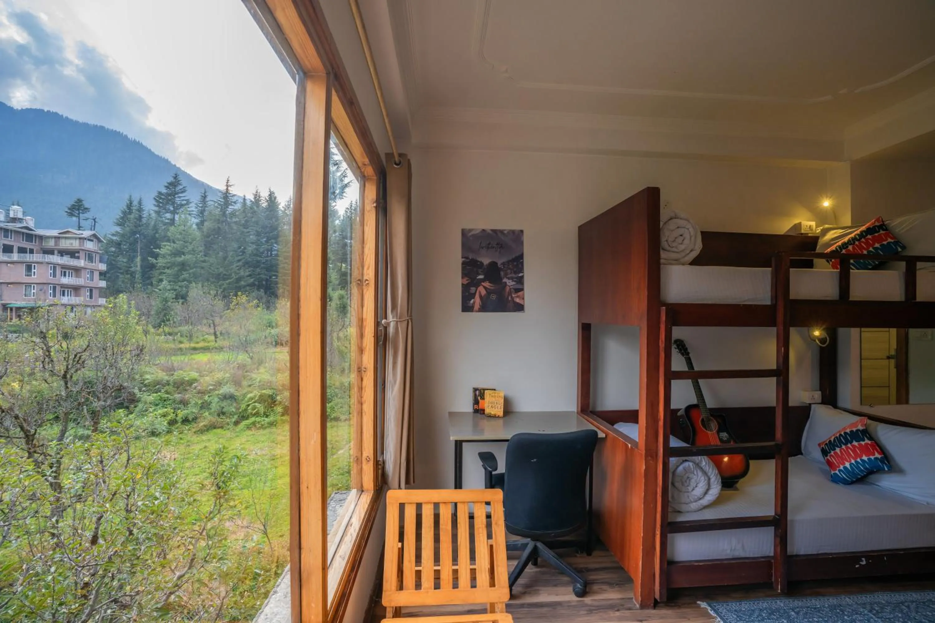 Natural landscape, Bed in Alt Life Manali, Old Manali