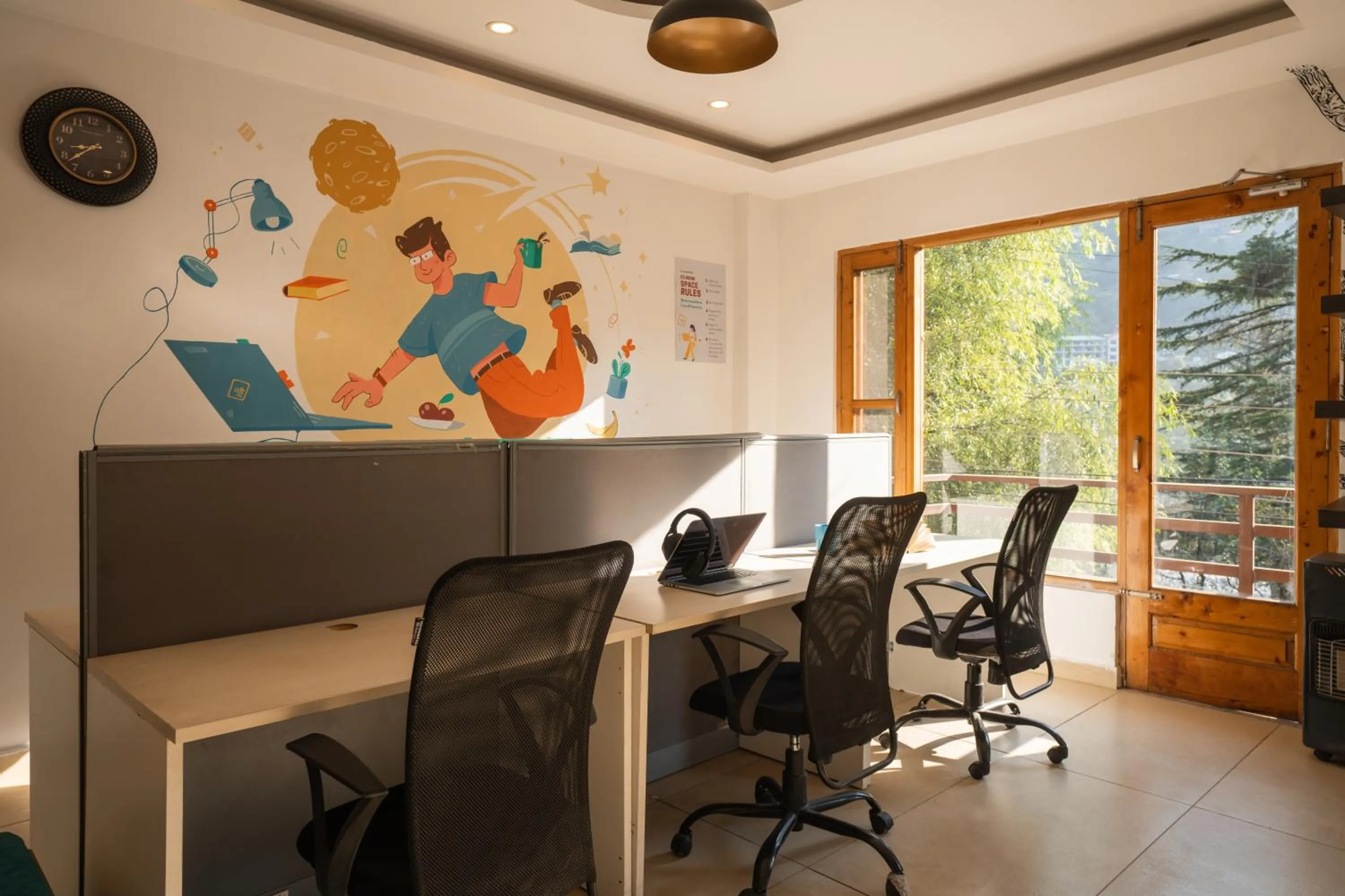 Living room in Alt Life Manali, Old Manali