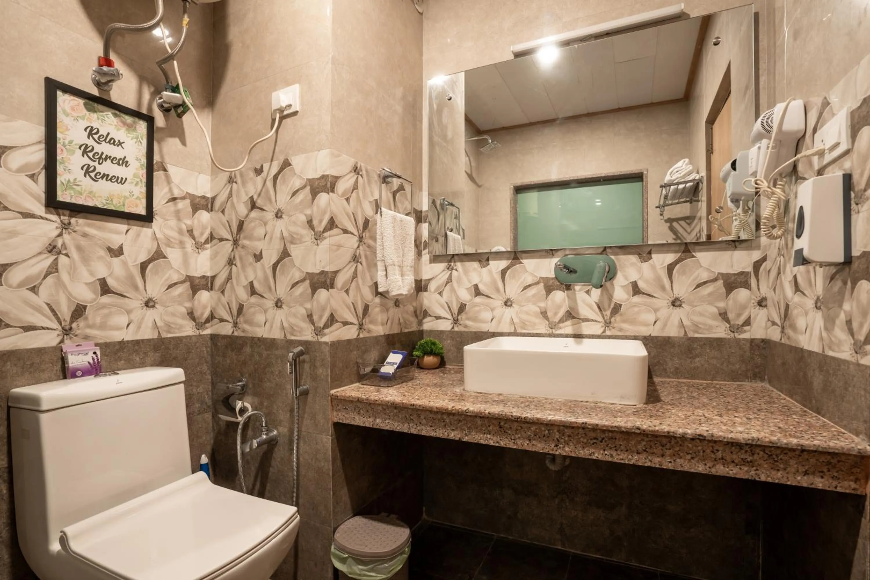 Bathroom in Alt Life Manali, Old Manali