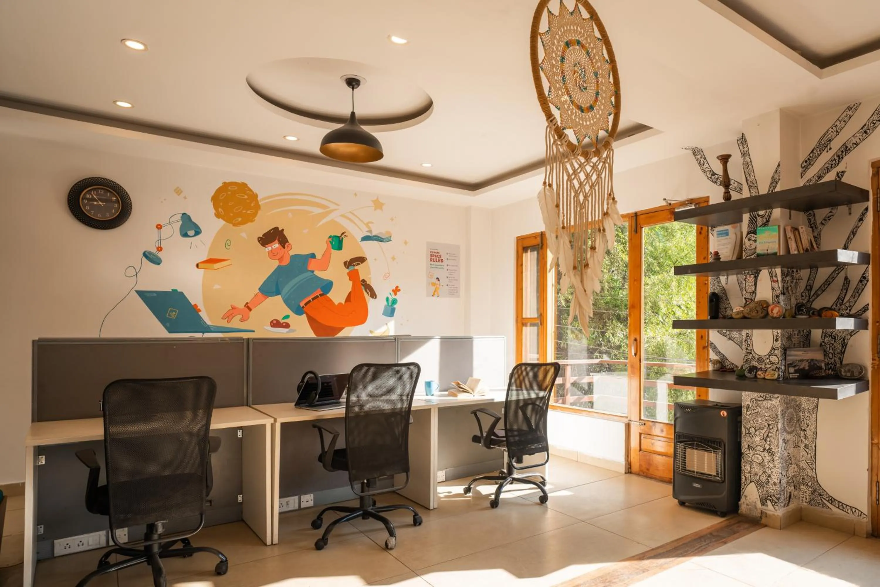 Living room in Alt Life Manali, Old Manali