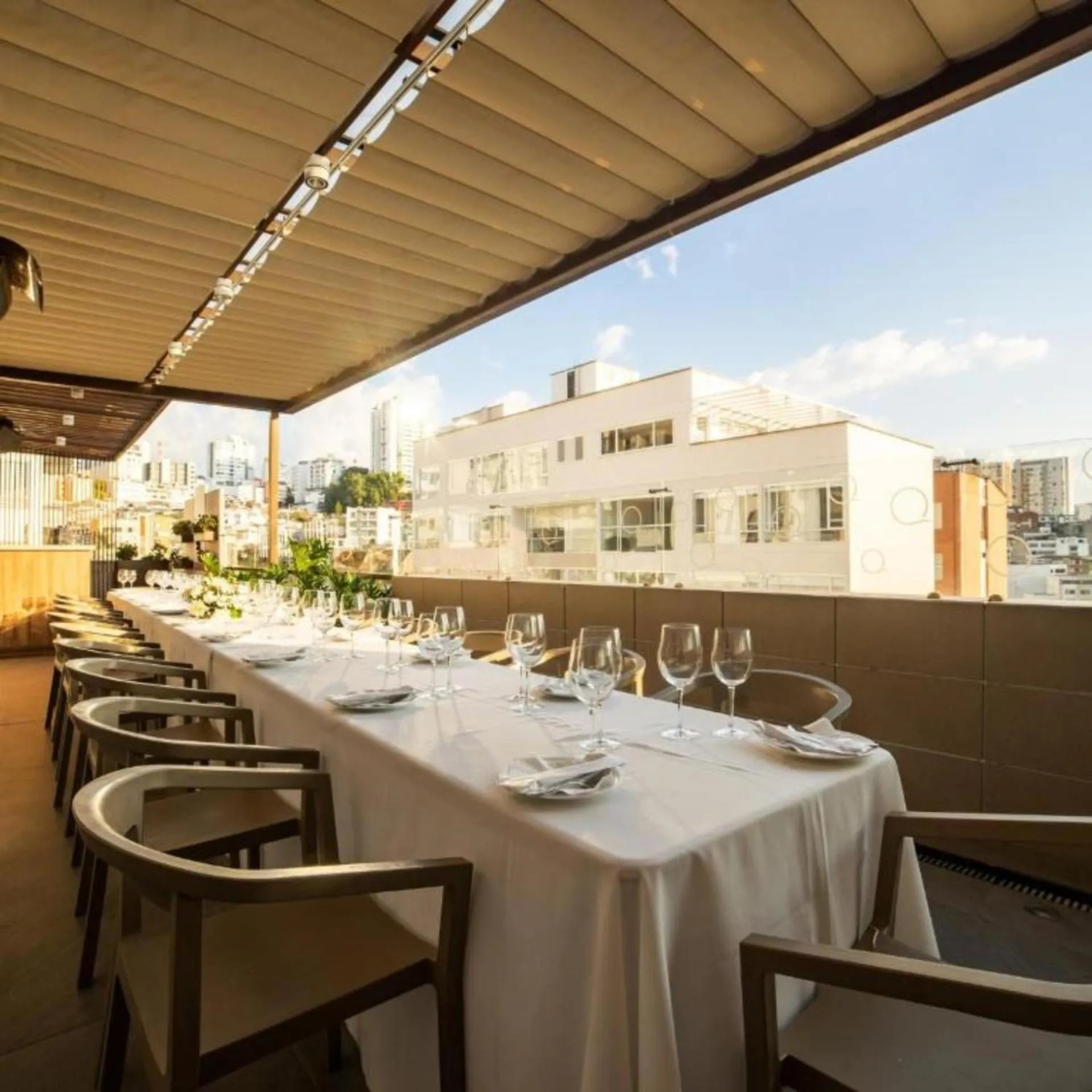 Restaurant/places to eat in Quo Quality Hotel