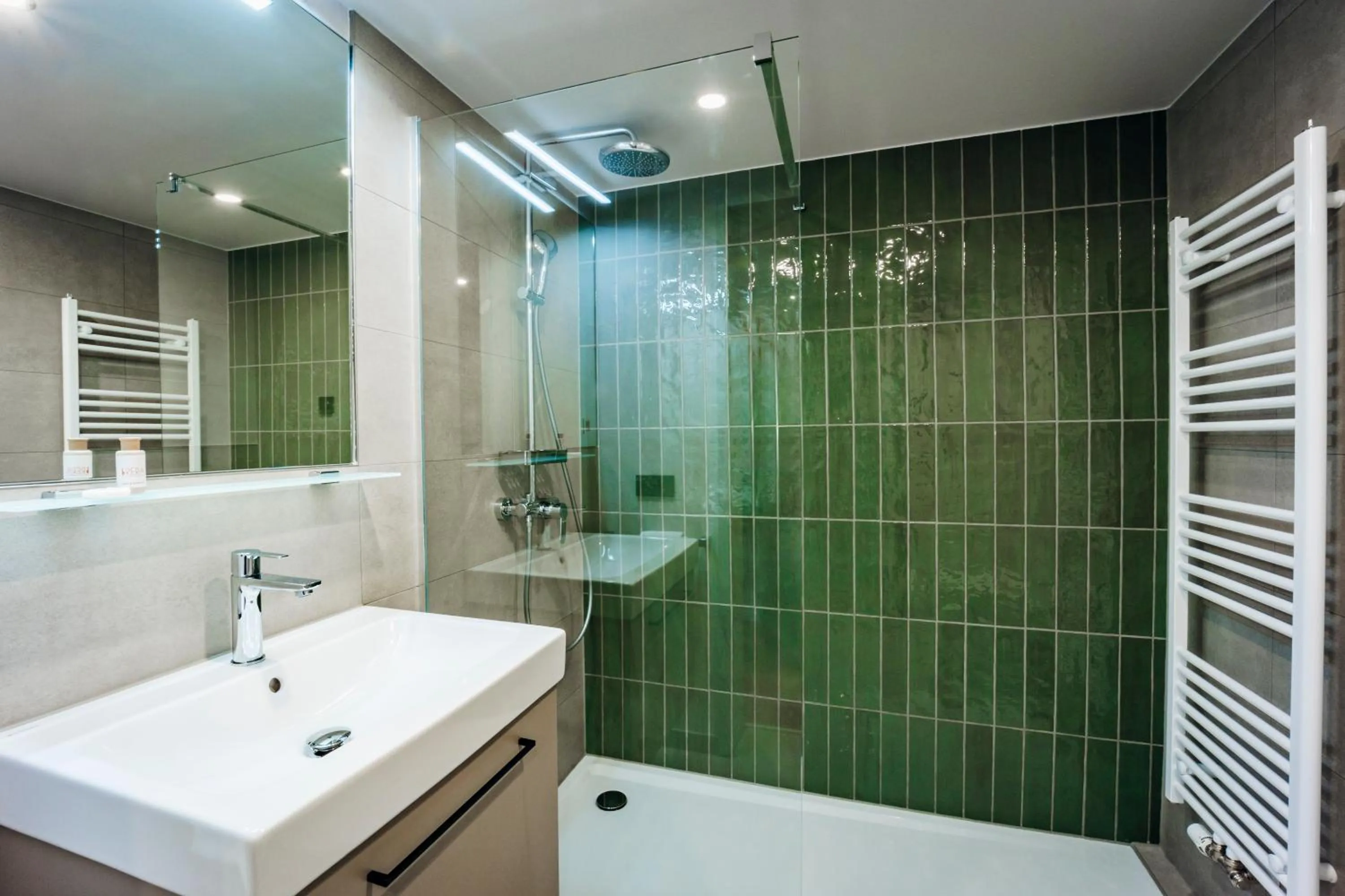 Shower in Brera Serviced Apartments Böblingen Sindelfingen