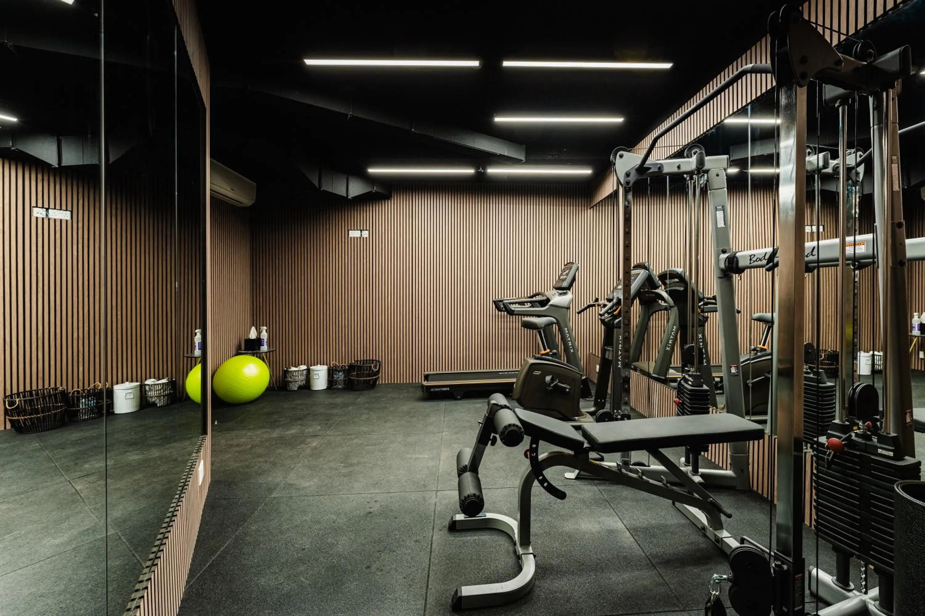 Fitness centre/facilities in Royale Sainte Hélène Boutique Hotel