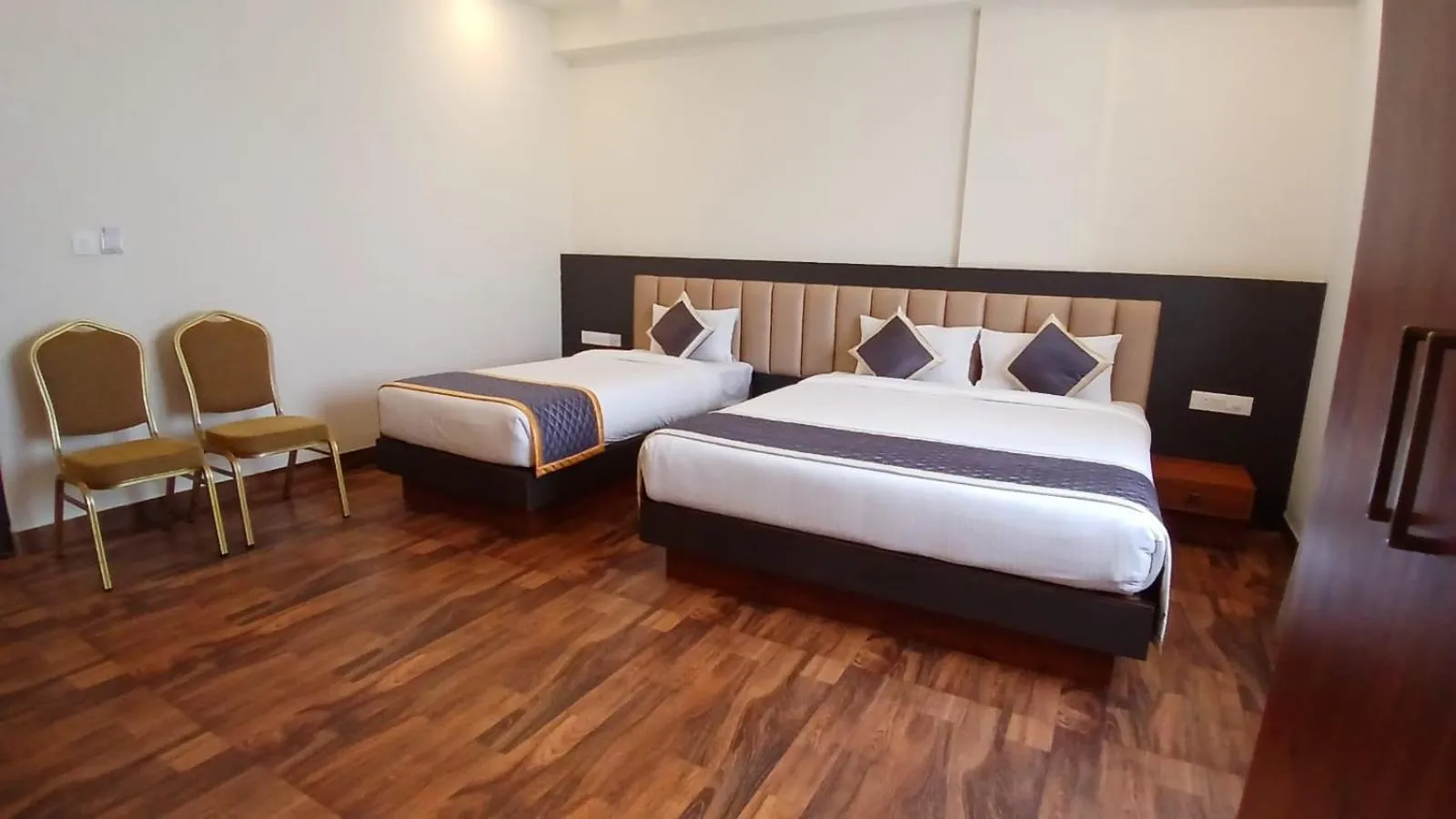 PPH Living Rajathagiri Palace Premium Rooms