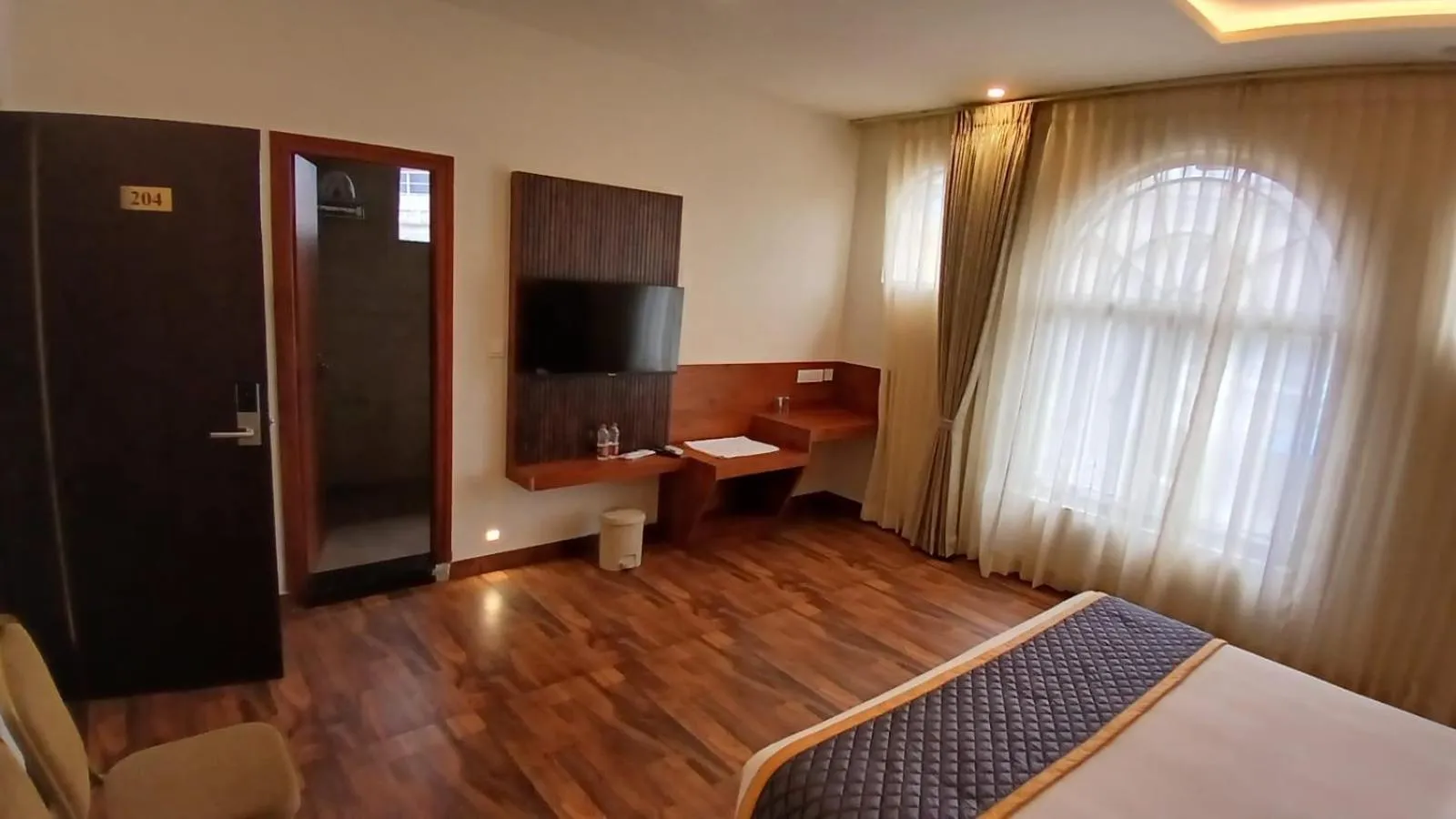 Bed in PPH Living Rajathagiri Palace Premium Rooms