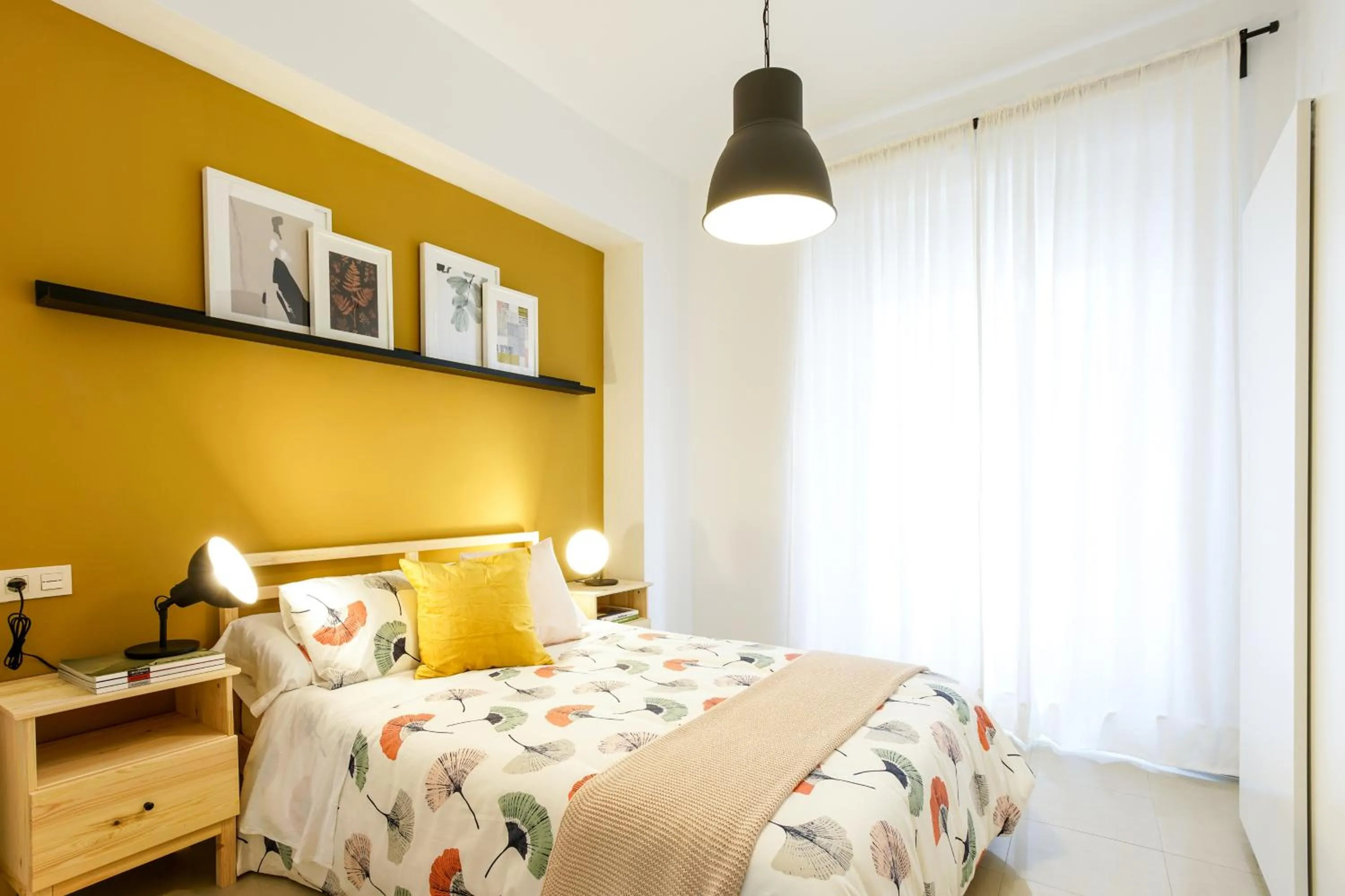 Bedroom, Bed in Apartamentos Diaber San Leandro