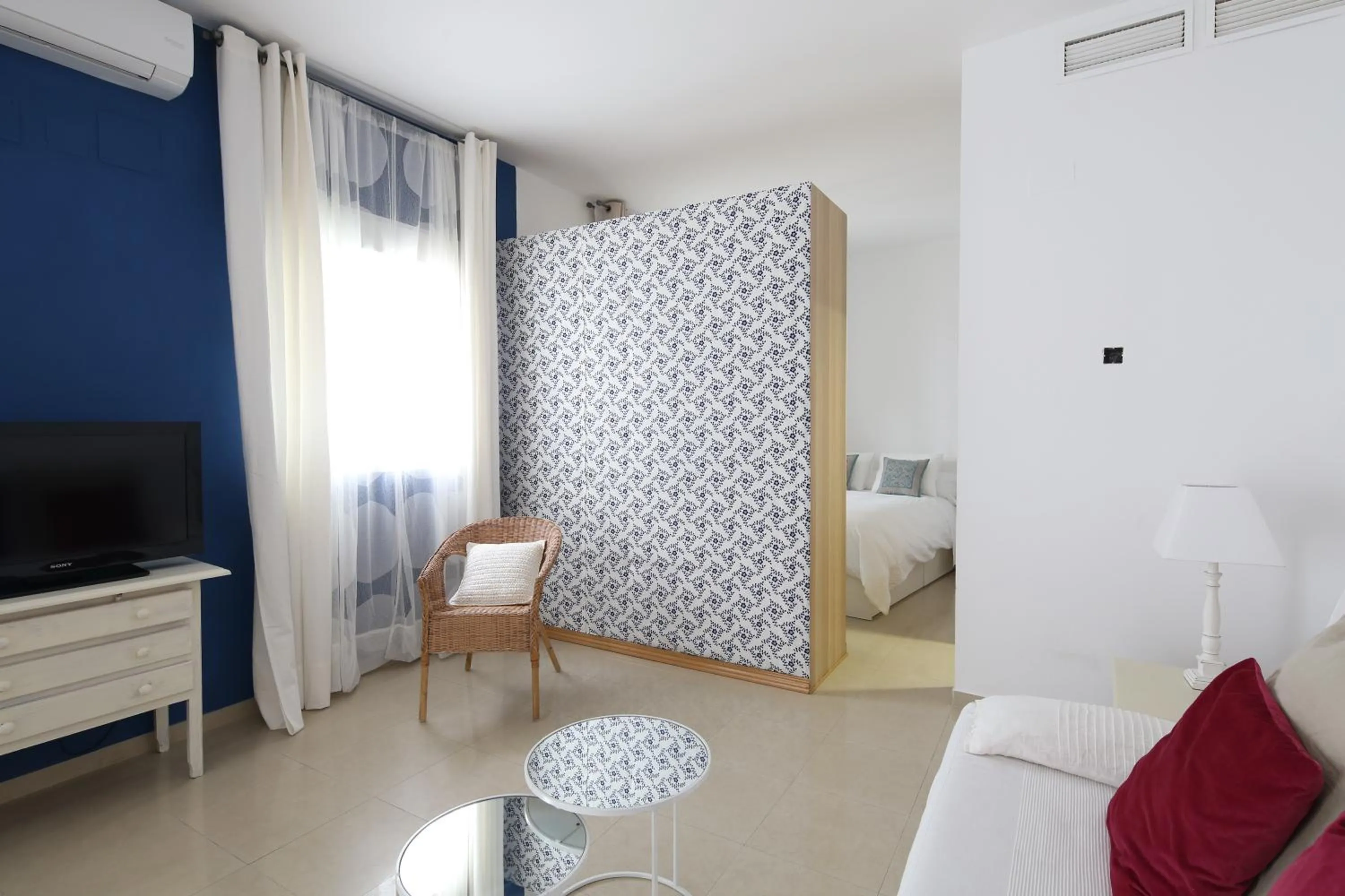 Photo of the whole room, Bed in Apartamentos Diaber San Leandro