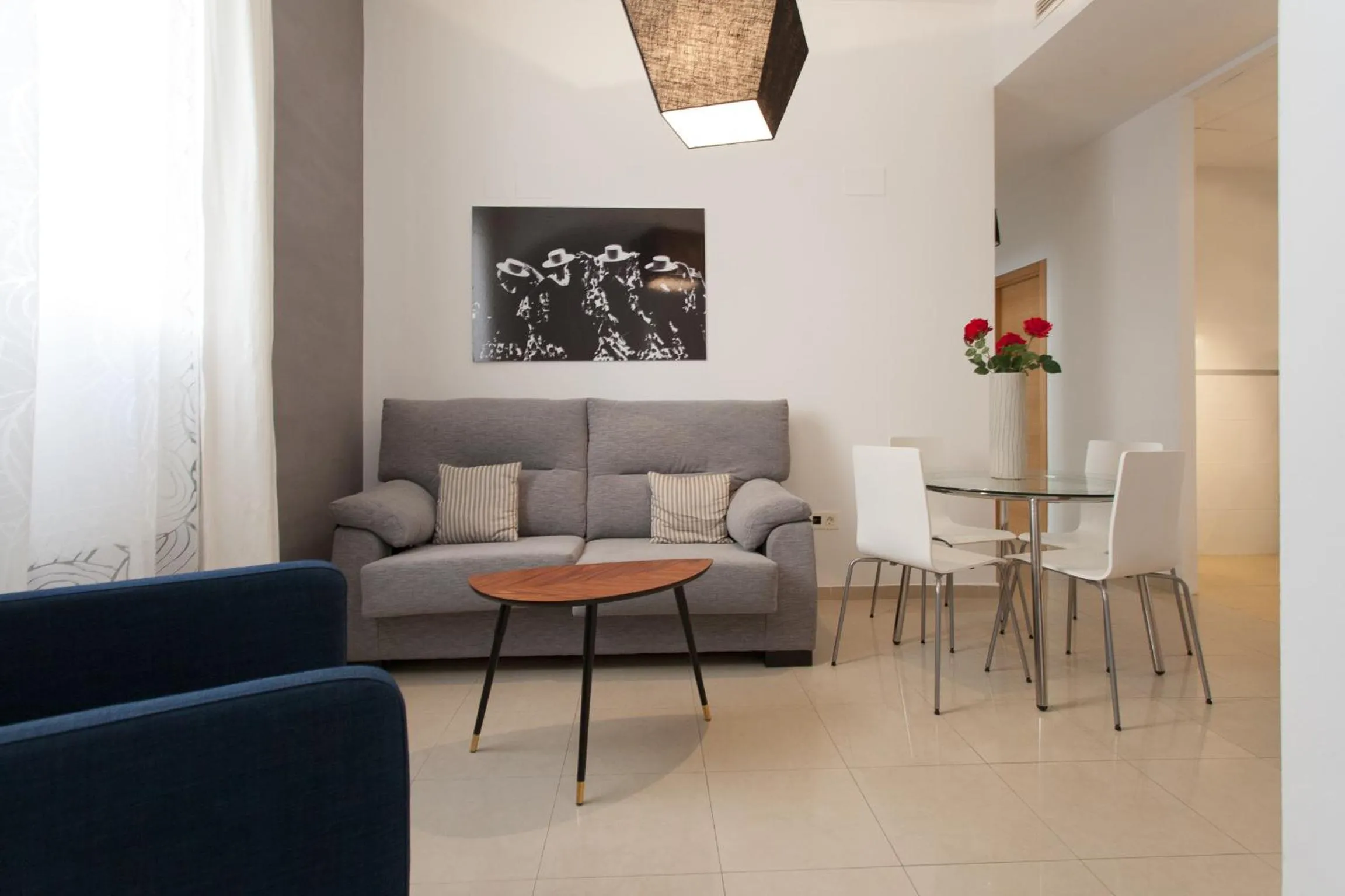 Living room in Apartamentos Diaber San Leandro