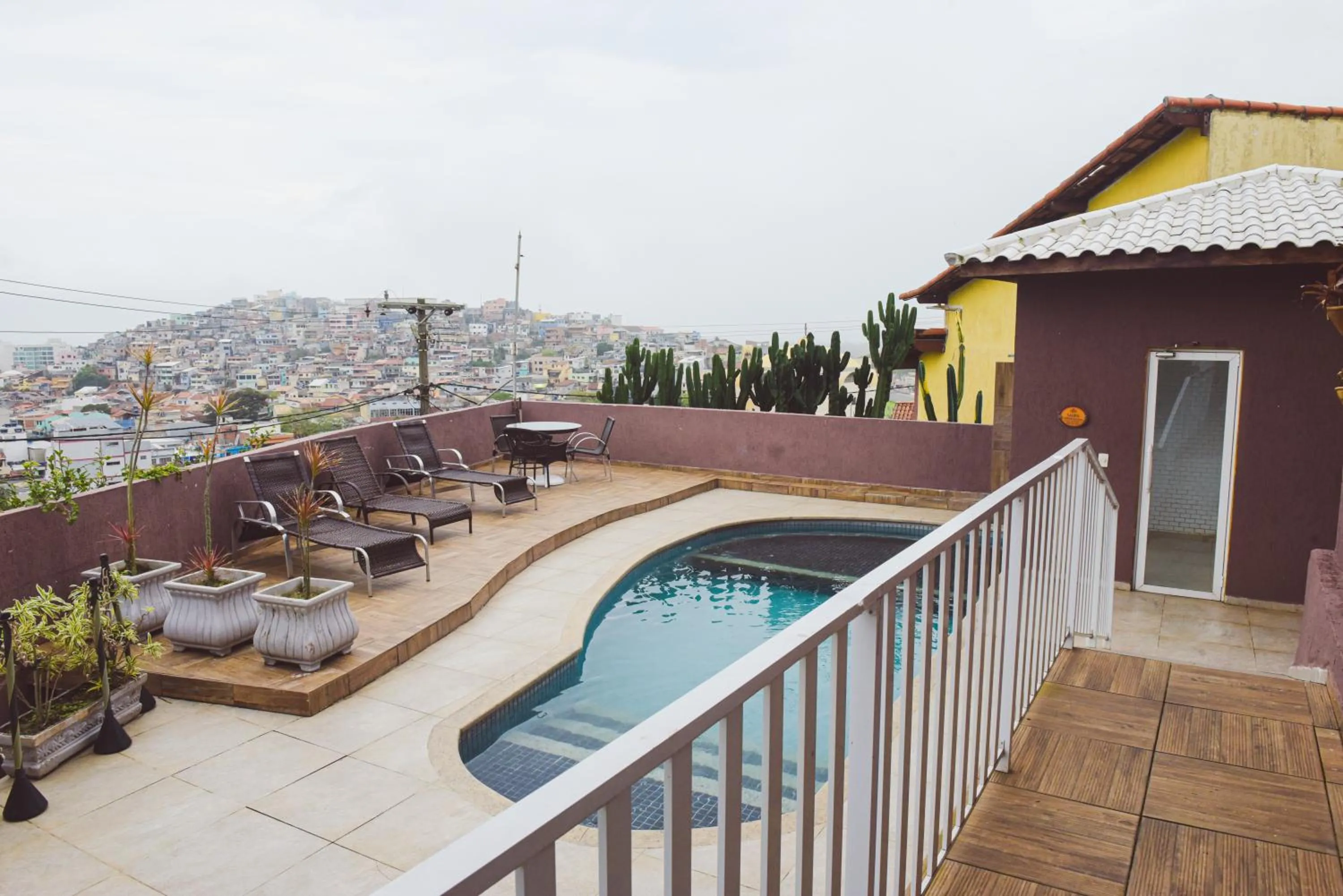 Swimming pool in Pousada Xerxes