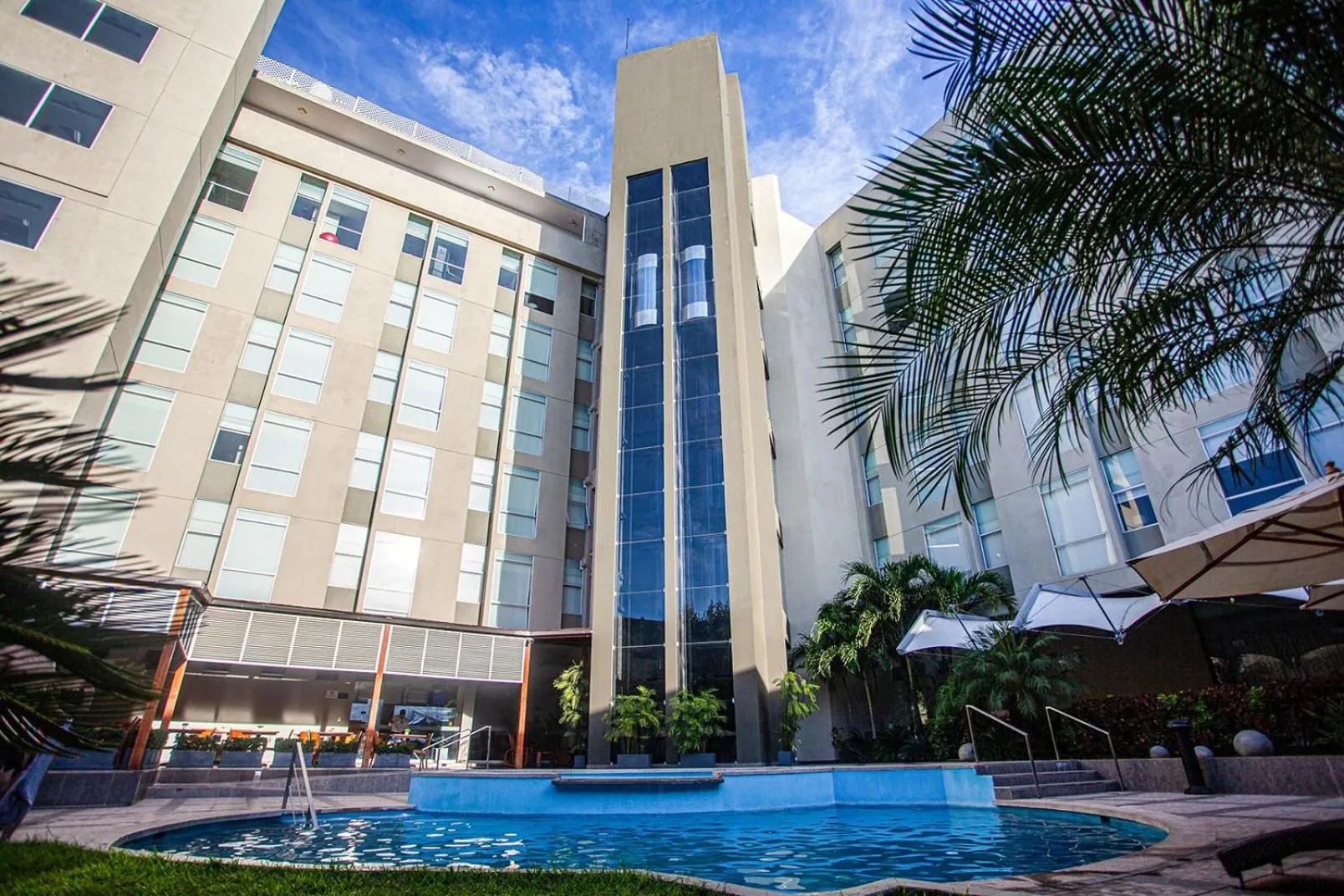 Swimming pool in Casa Andina Select Pucallpa