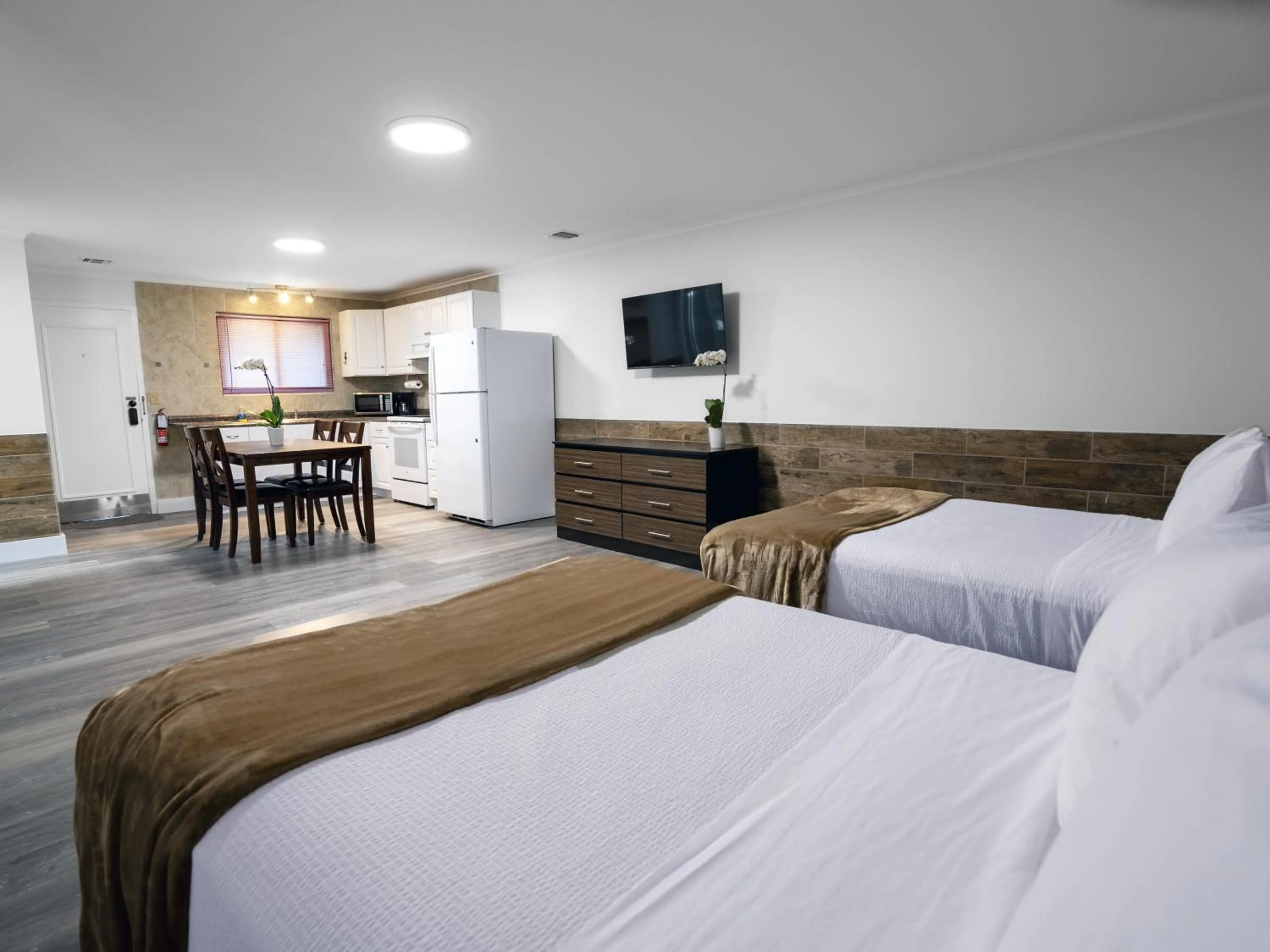 Hamptons Vacation Inn