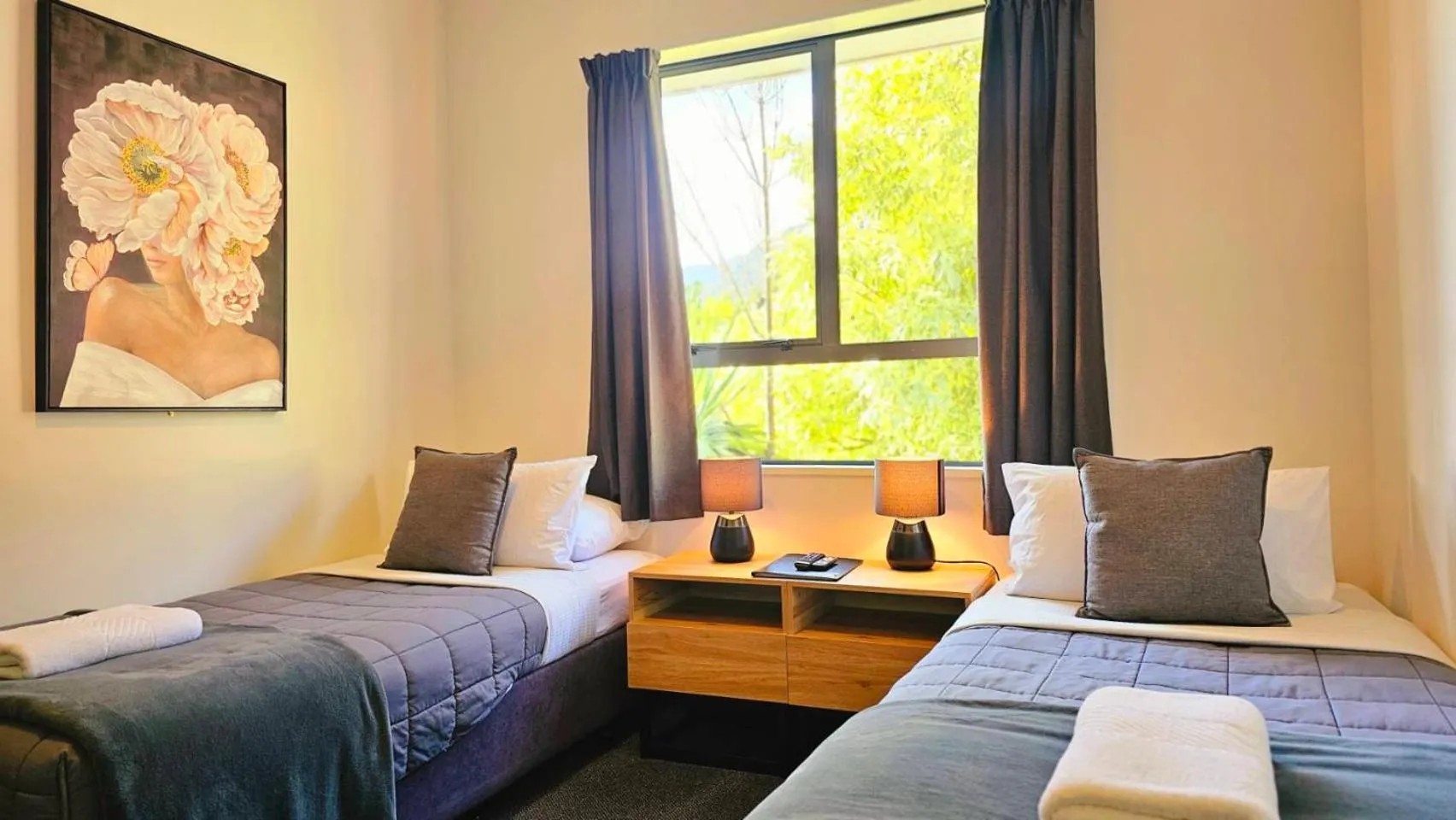 Bed in Wild Kea Lodge Franz Josef