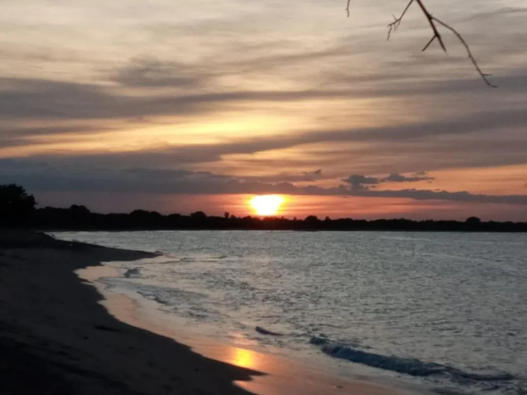 Giman Free Beach Resort Pasikuda