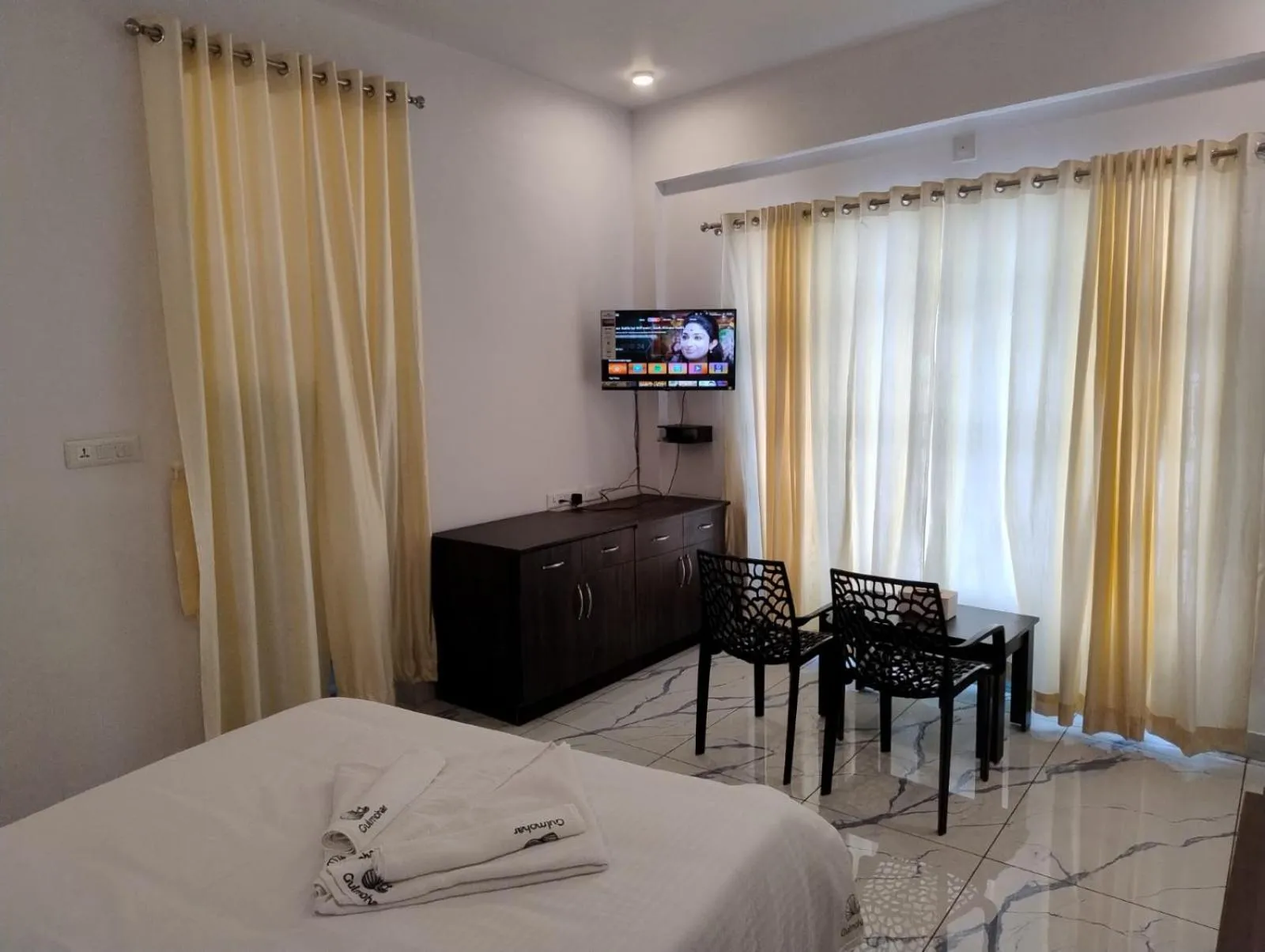 Bed in Gulmohar Varkala